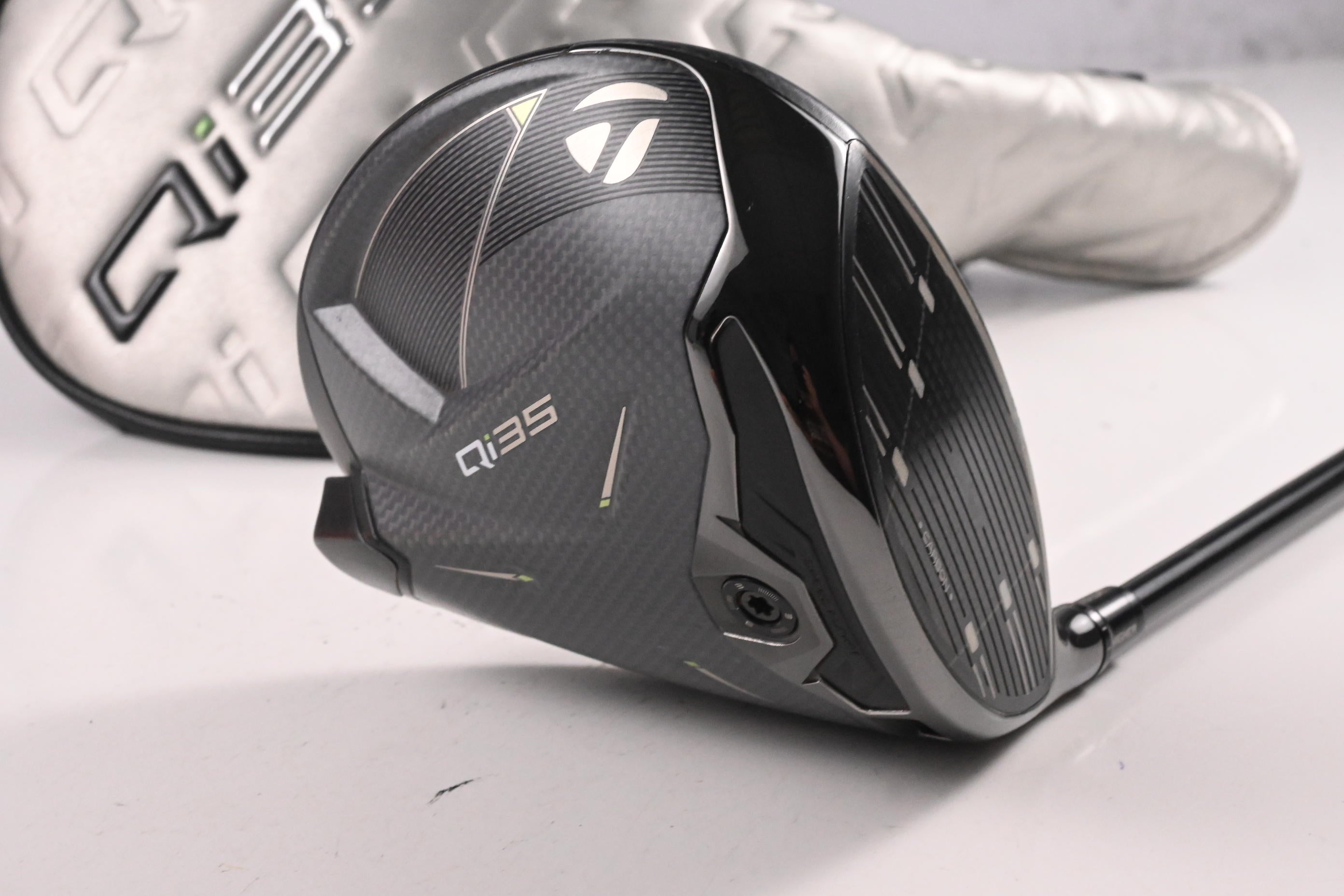 Taylormade Qi35 Driver / 9 Degree / Regular Flex Ventus TR Blue 5 Shaft