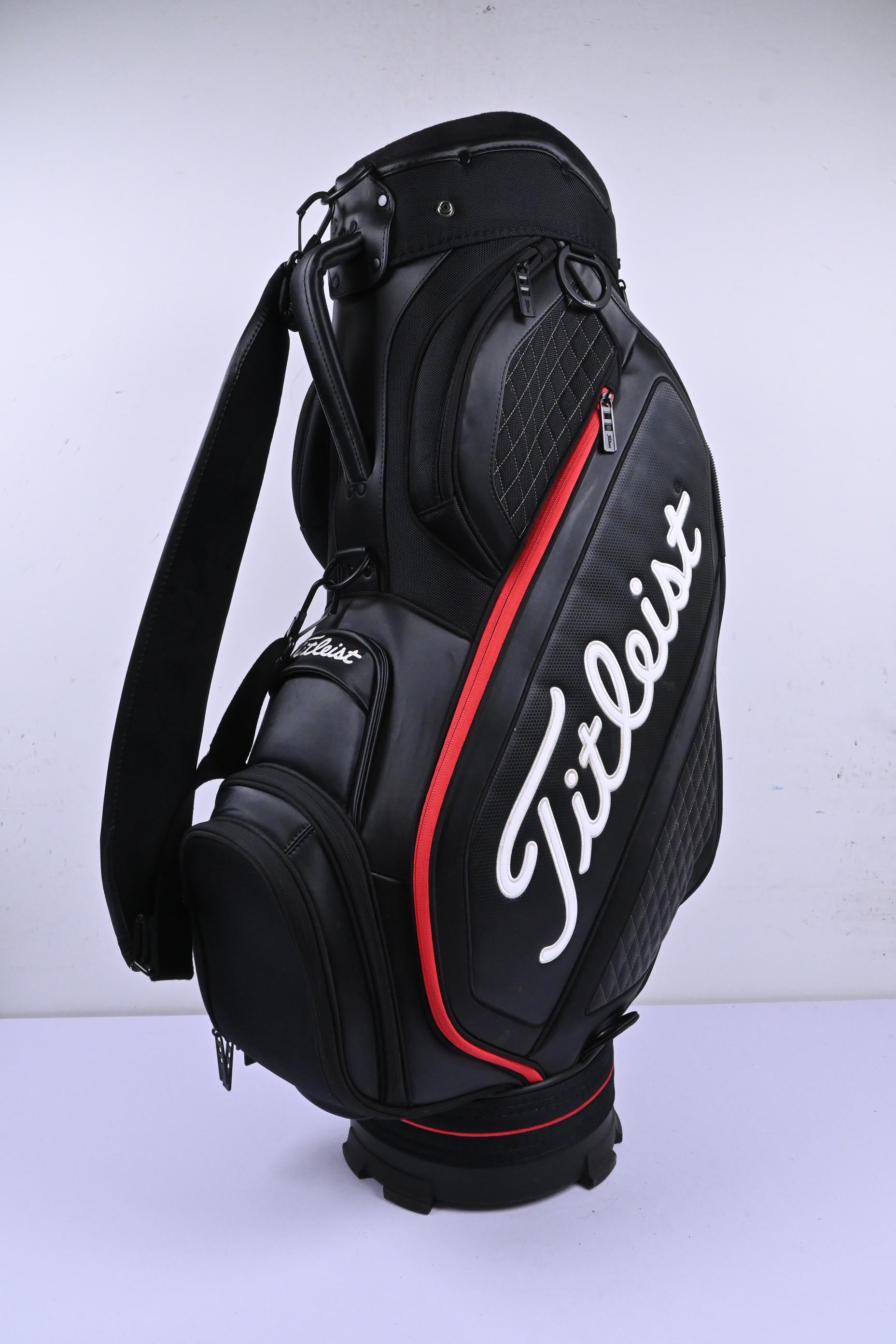 Titleist Tour Bag / 6-Way Divider / Black, Red & White
