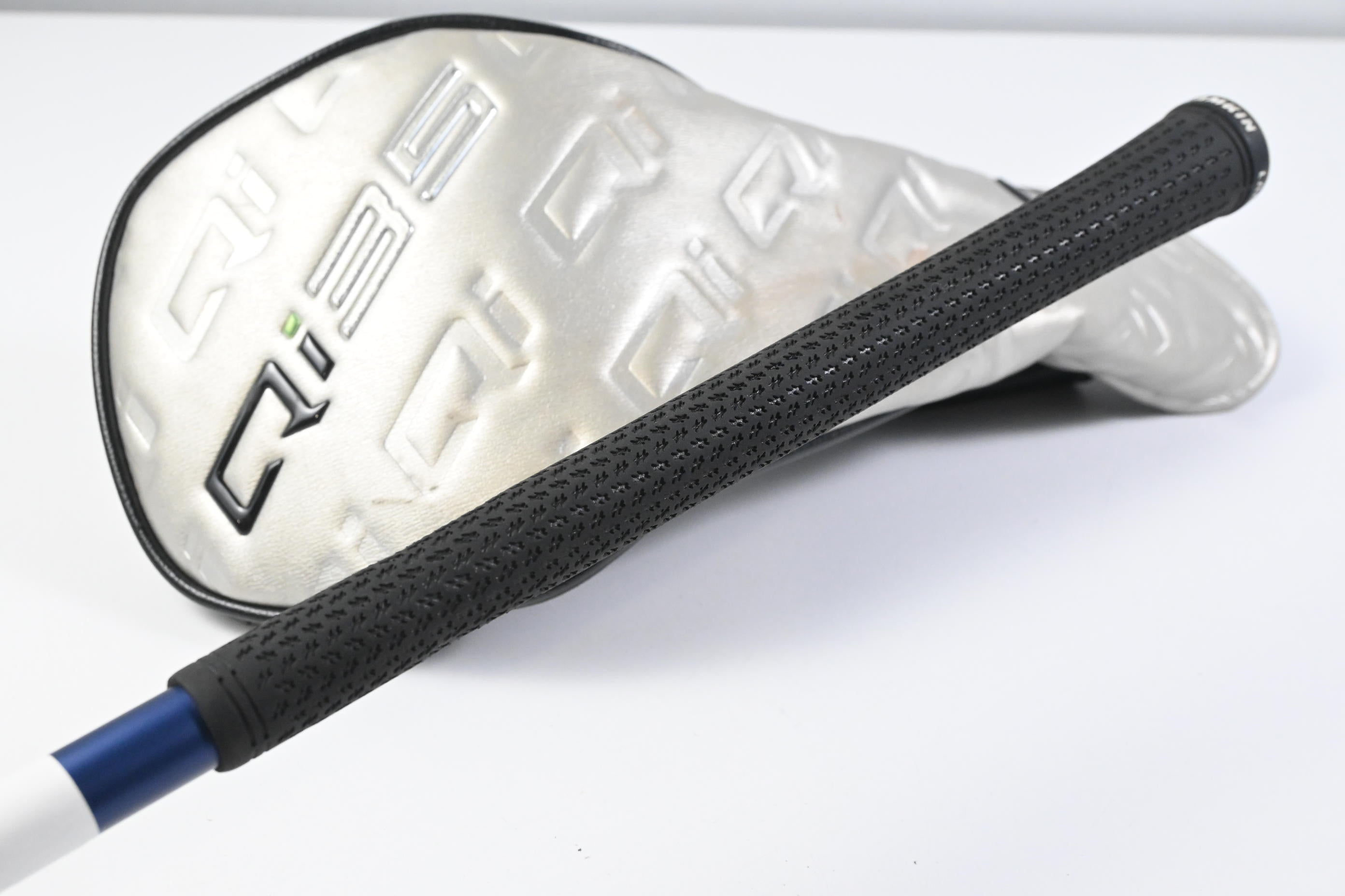 Taylormade Qi35 LS Driver / 9 Degree / Stiff Flex Fujikura Ventus Blue 5 Shaft