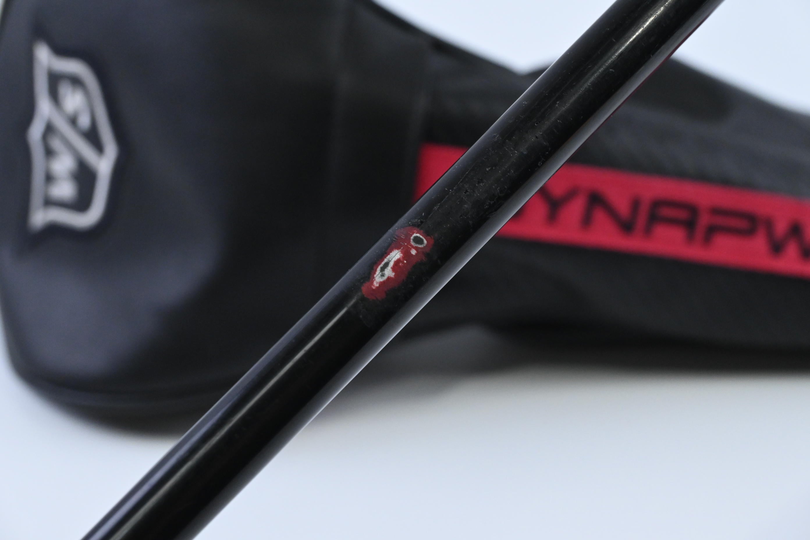 Wilson Dynapower Carbon 2023 Driver / 10.5 Degree / Regular Flex HZRDUS Smoke 50