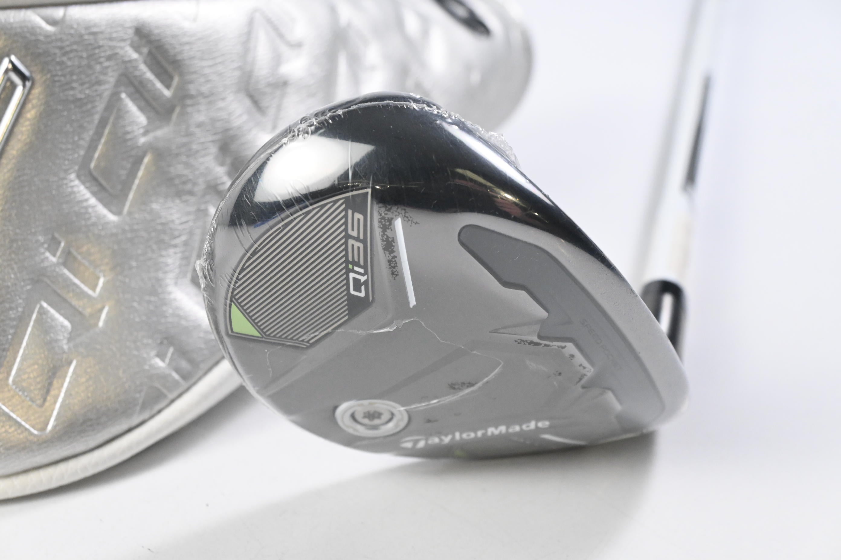 Ladies Taylormade Qi35 Max Lite #6 Hybrid / 31 Degree / Ladies Flex Airspeeder