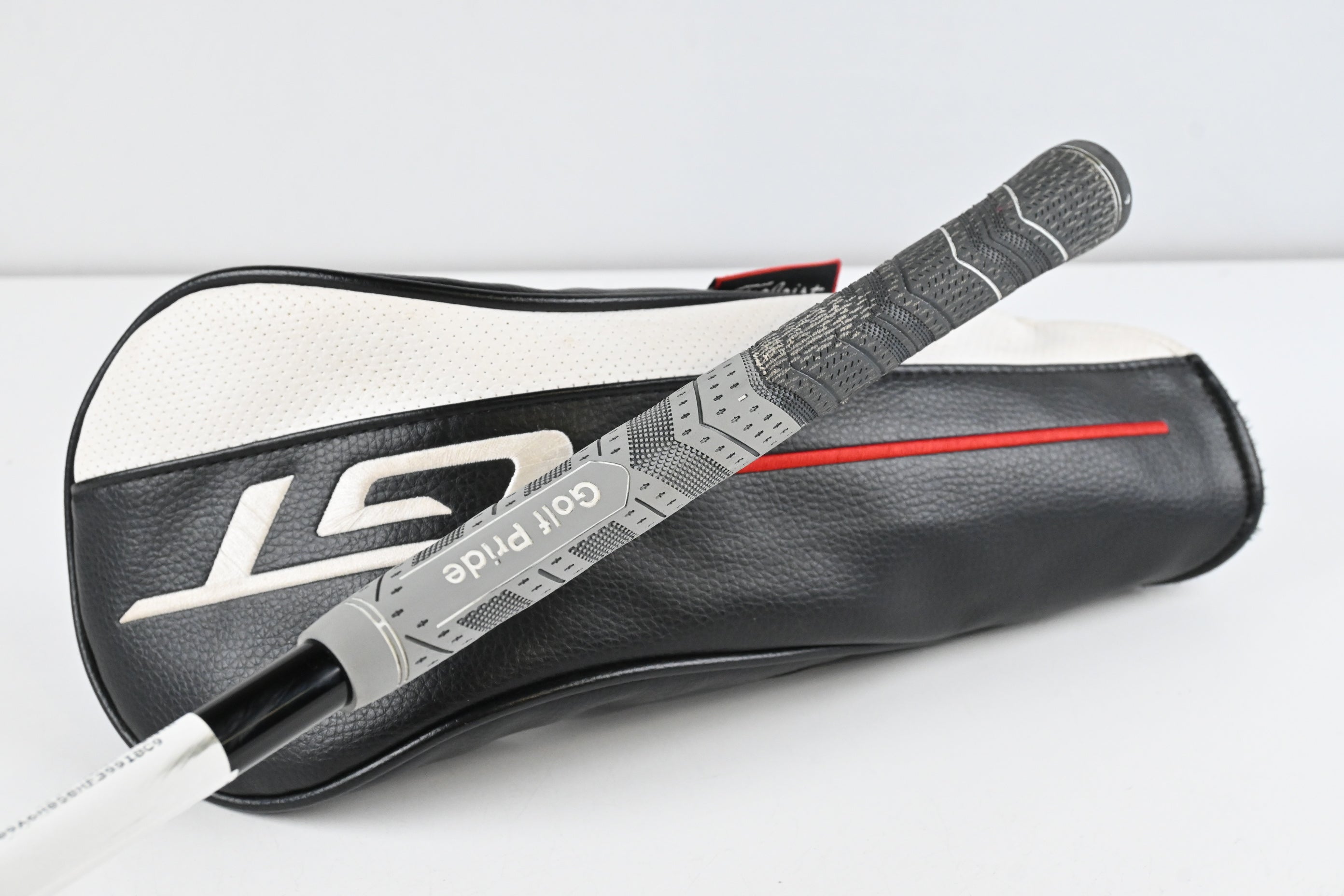 Titleist GT4 Driver / 9 Degree / X-Flex Fujikura Ventus TR Black 7 Velocore Shaft