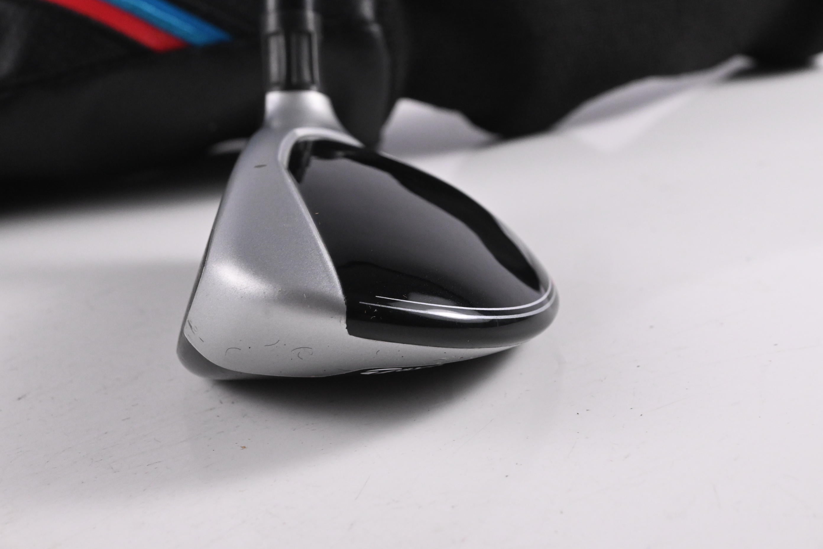 Left Hand Taylormade M4 #4 Hybrid / 22 Degree / Regular Flex Atmos Red 6 Shaft