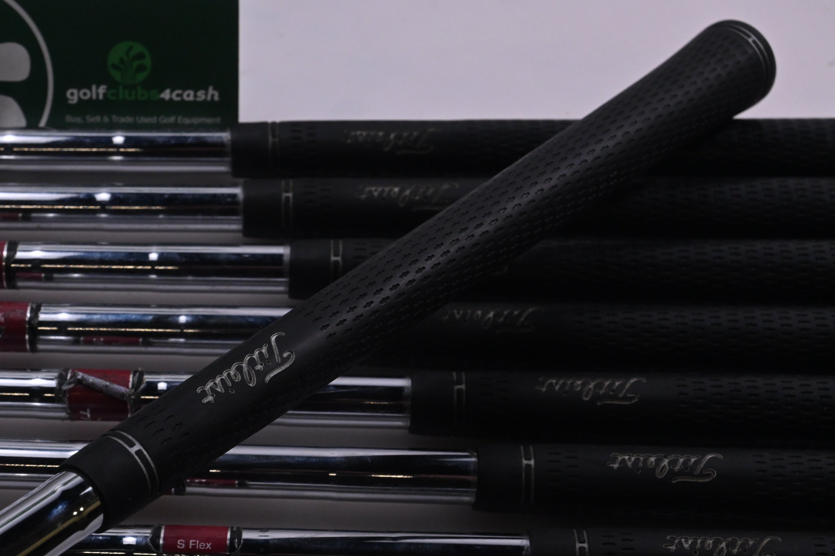 Titleist 755 Forged Irons / 3-PW / Stiff Flex Titleist Tri Spec Shafts