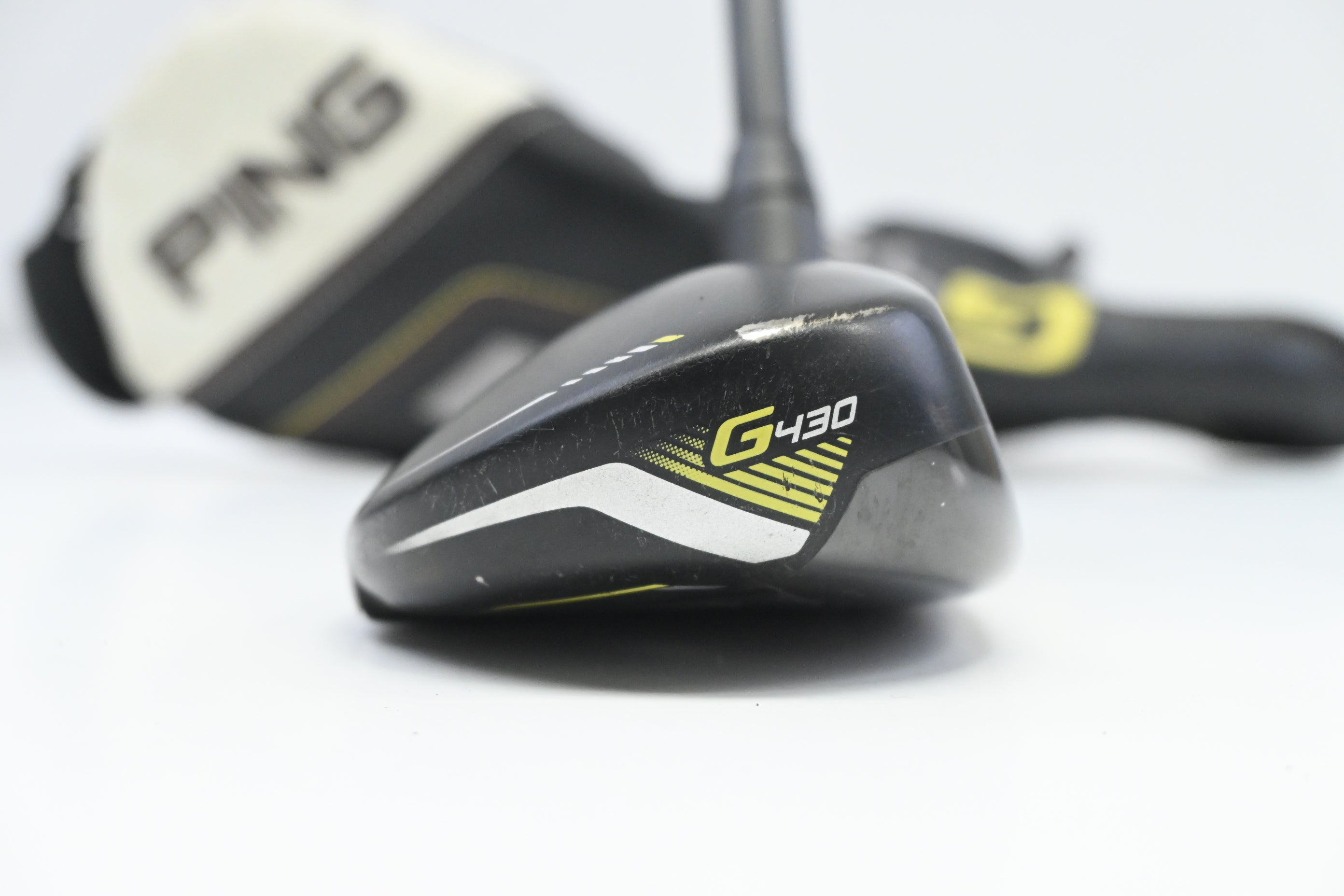 Ping G430 #4 Hybrid / 22 Degree / Regular Flex Ping Alta CB Black 70 Shaft