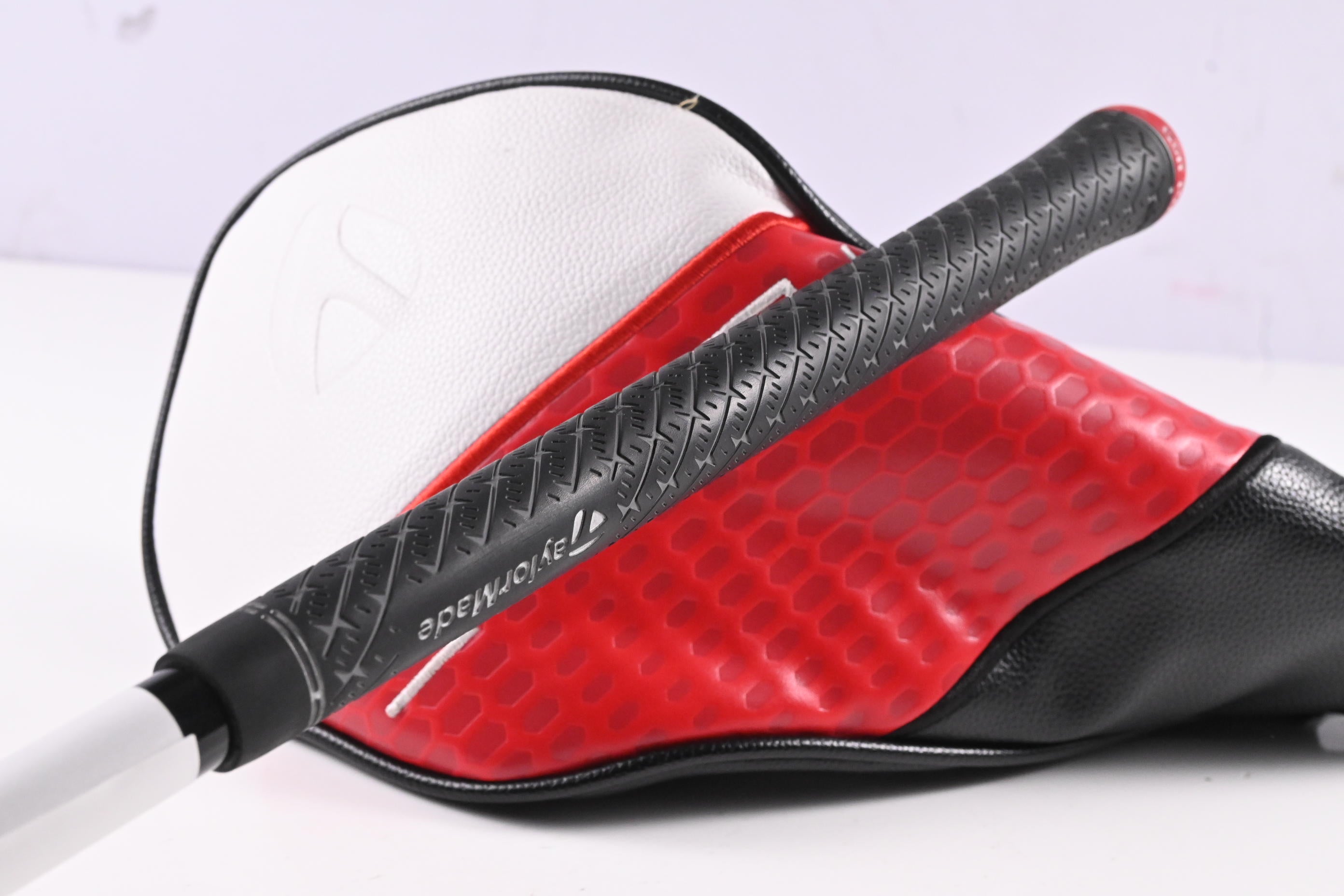 Taylormade Stealth 2 Plus Driver / 9 Degree / Stiff Flex Kai'li Red 60 Shaft