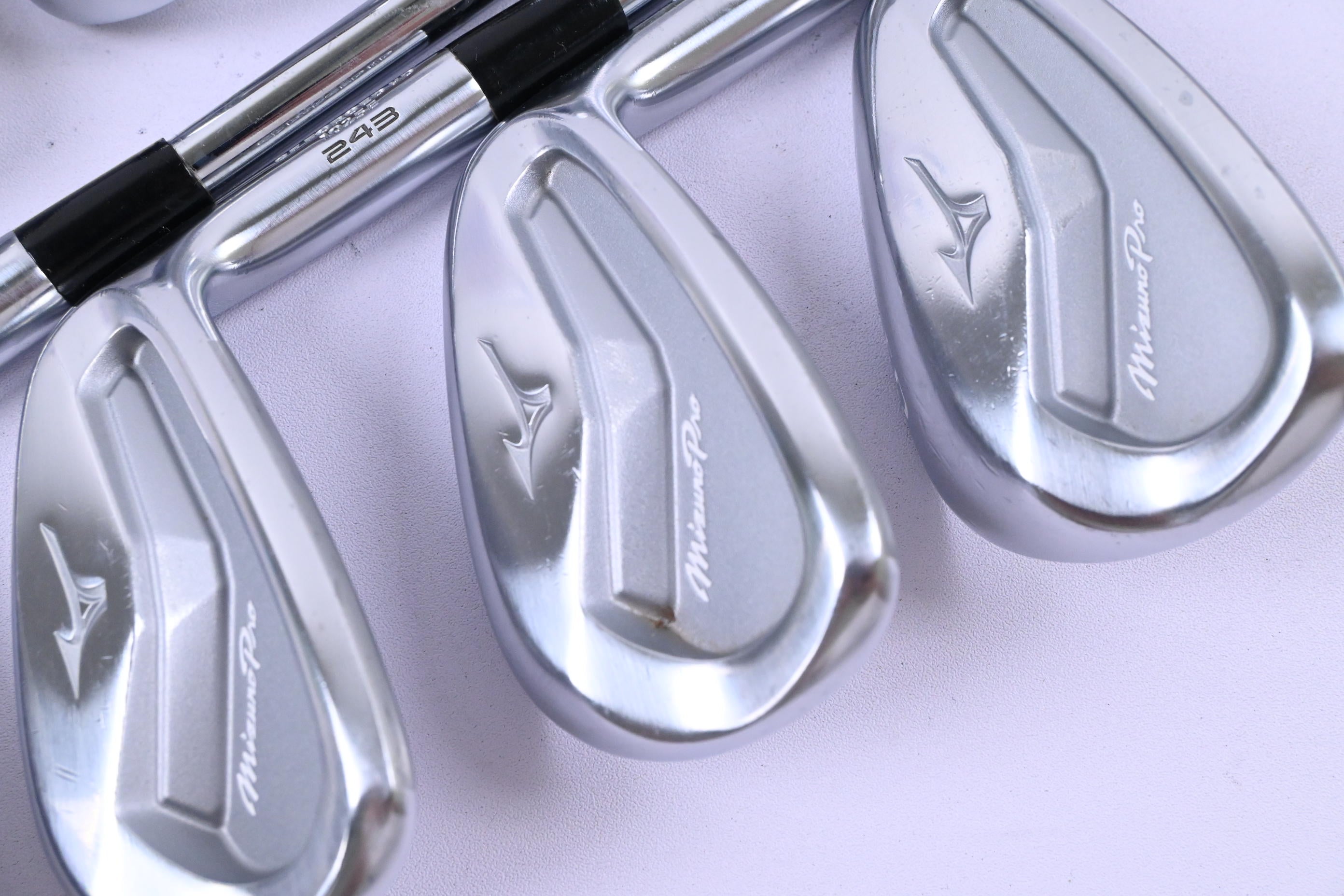 Mizuno Pro 243 Irons / 5-PW+GW / Stiff Flex KBS Tour 120 Shafts