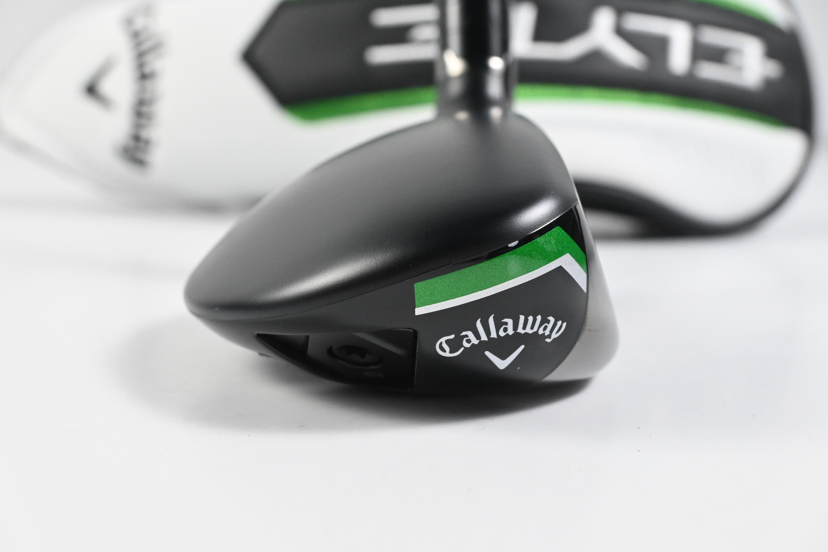 Callaway Elyte #4 Hybrid / 21 Degree / Regular Flex Denali Charcoal 60 Shaft