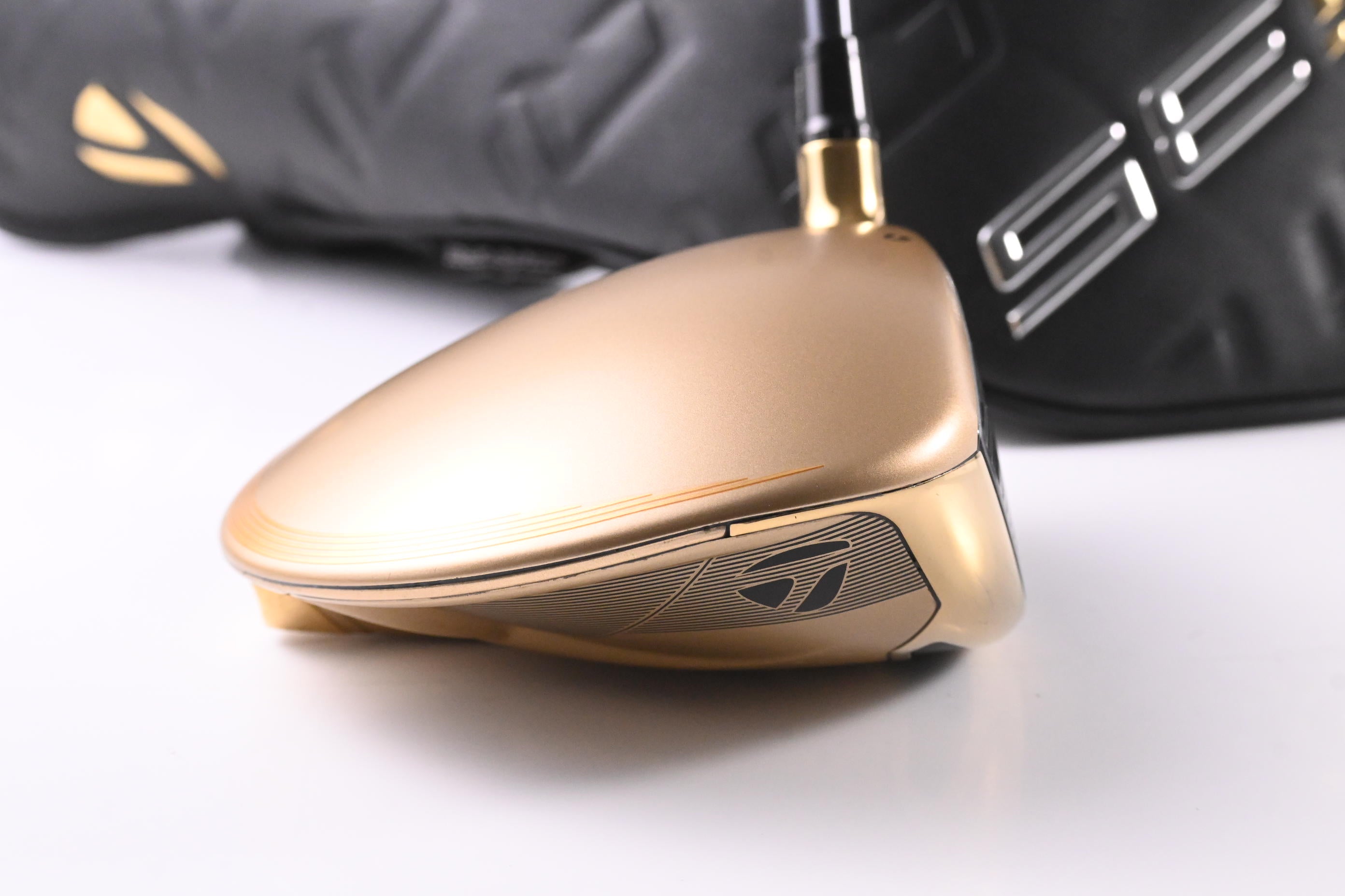 Taylormade Qi35 Max Designer Series Driver / 10.5 Degree / Regular Flex Diamana