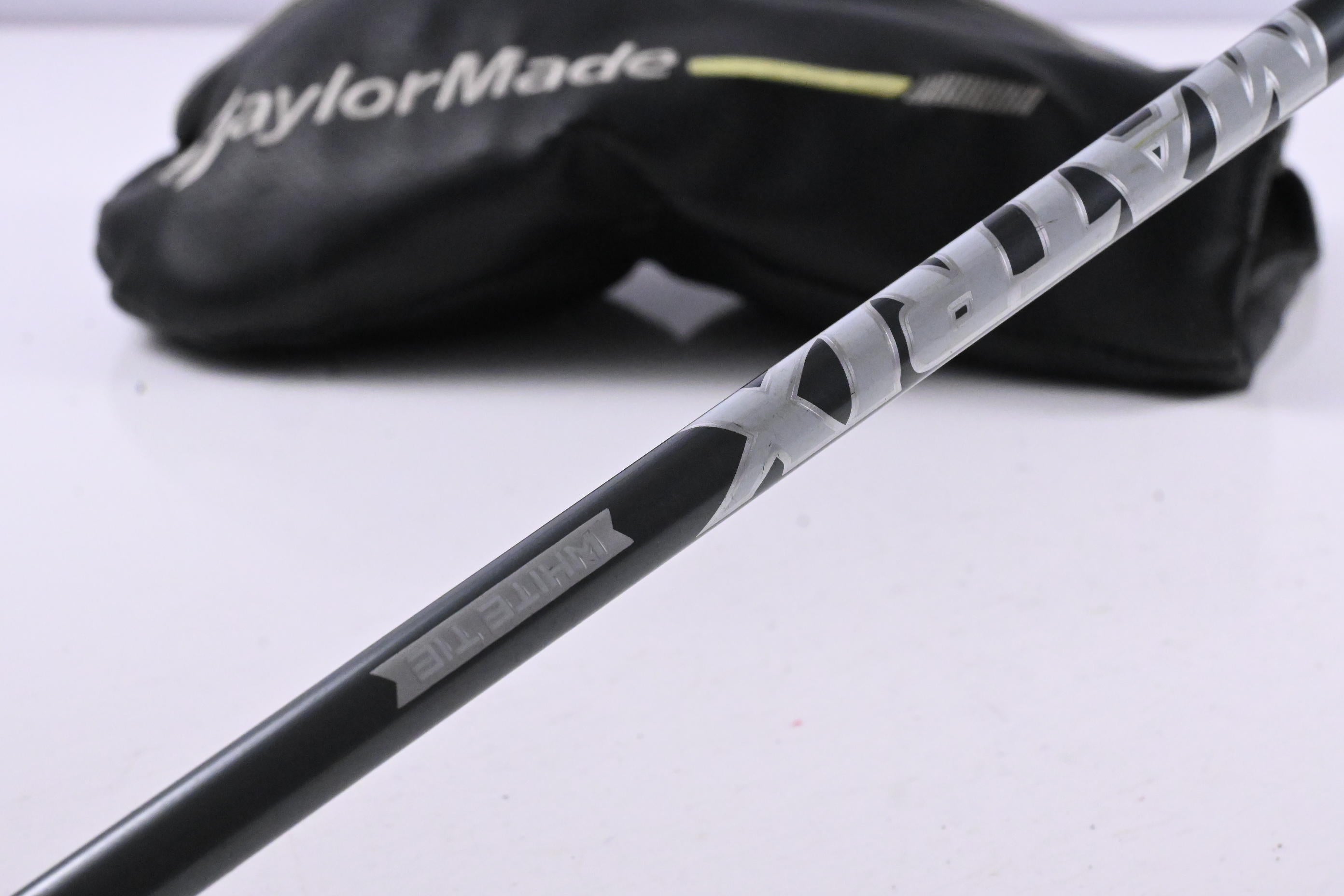 Taylormade M2 2017 Driver / 10.5 Degree / Regular Flex Matrix White Tie X5 55
