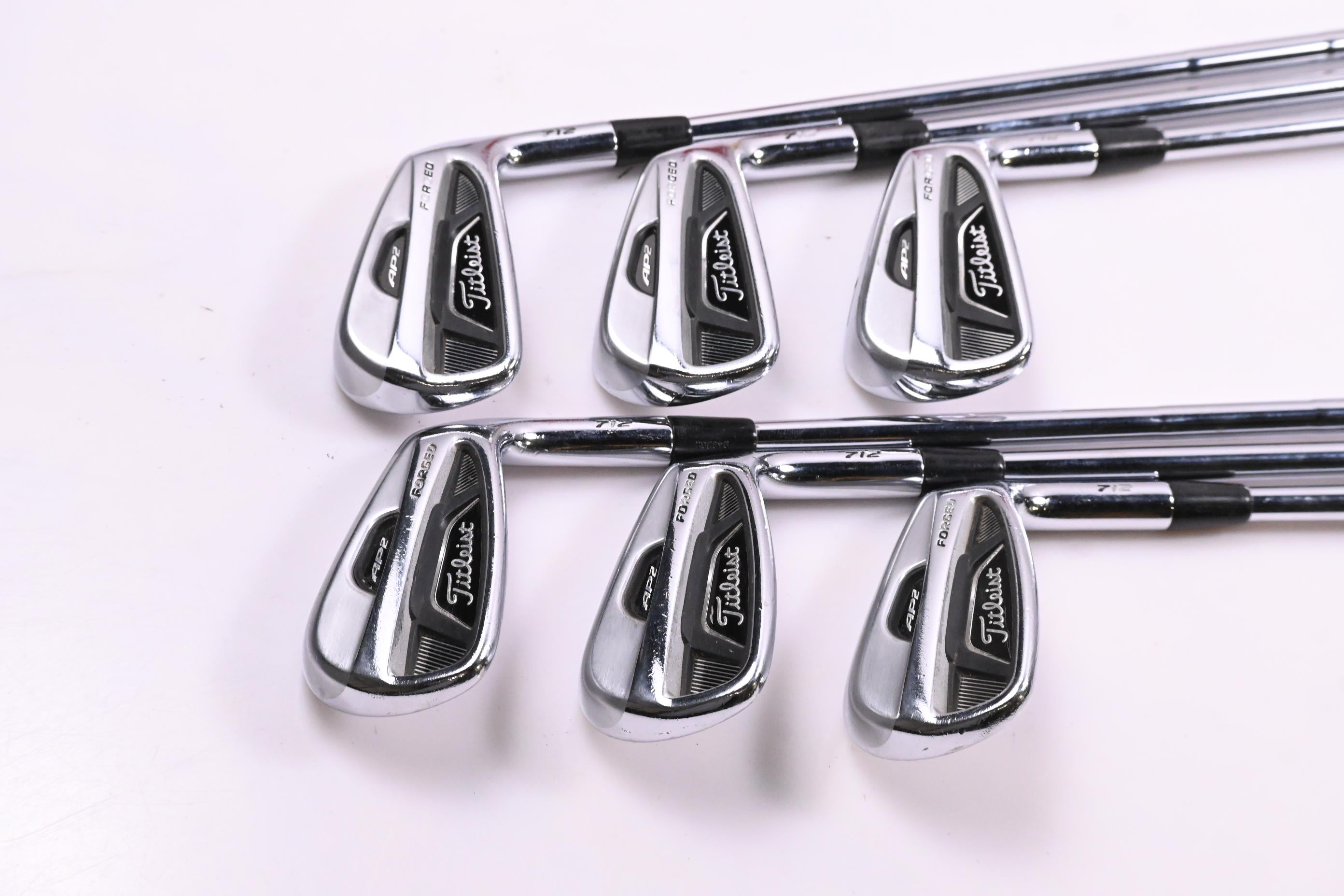 Titleist 712 AP2 Irons / 5-PW / Stiff Flex Dynamic Gold Shafts