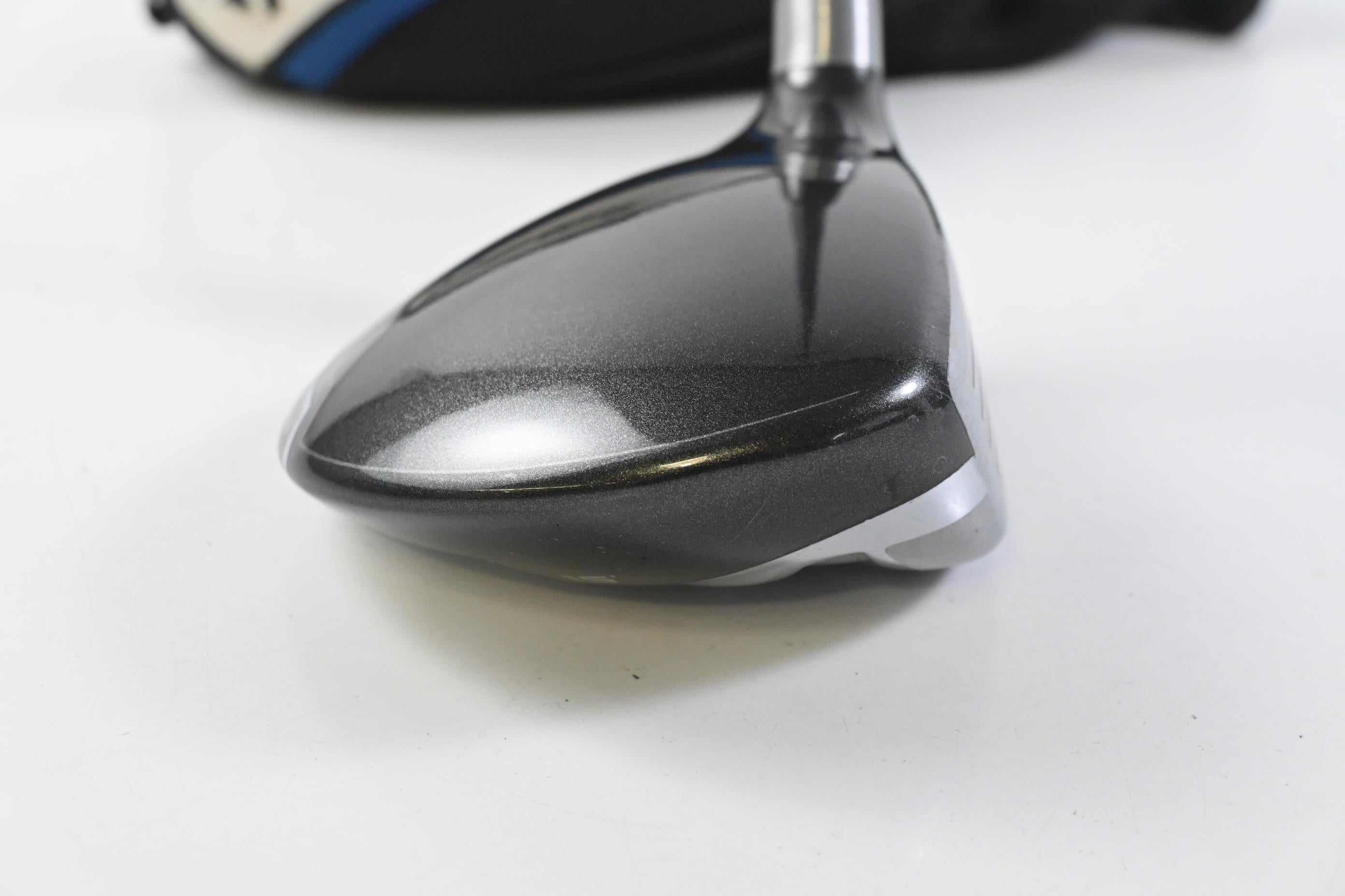 Taylormade SLDR #3 Wood / 15 Degree / Stiff Flex Fujikura Speeder 77 Shaft
