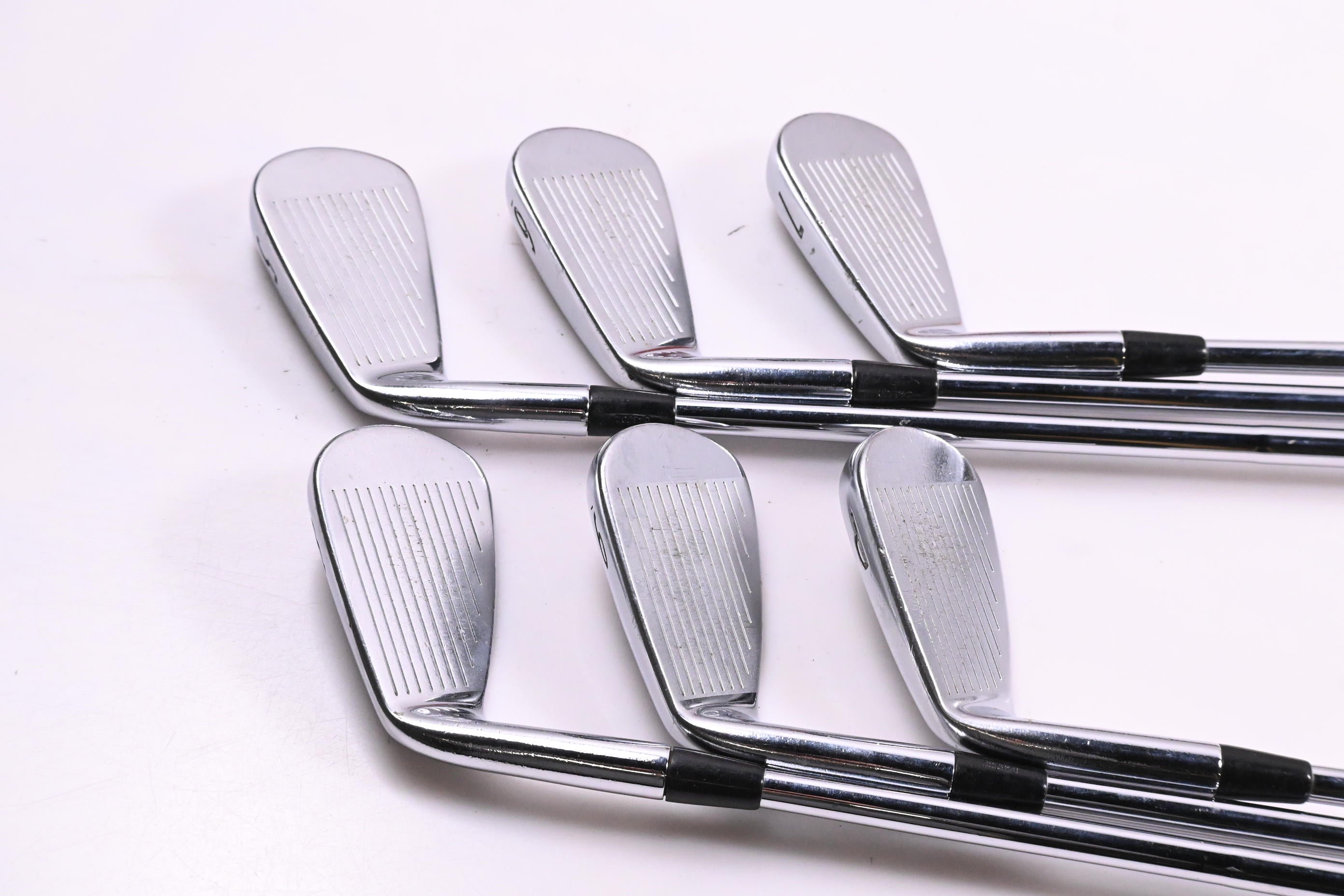 Titleist 712 AP2 Irons / 5-PW / Stiff Flex Dynamic Gold Shafts