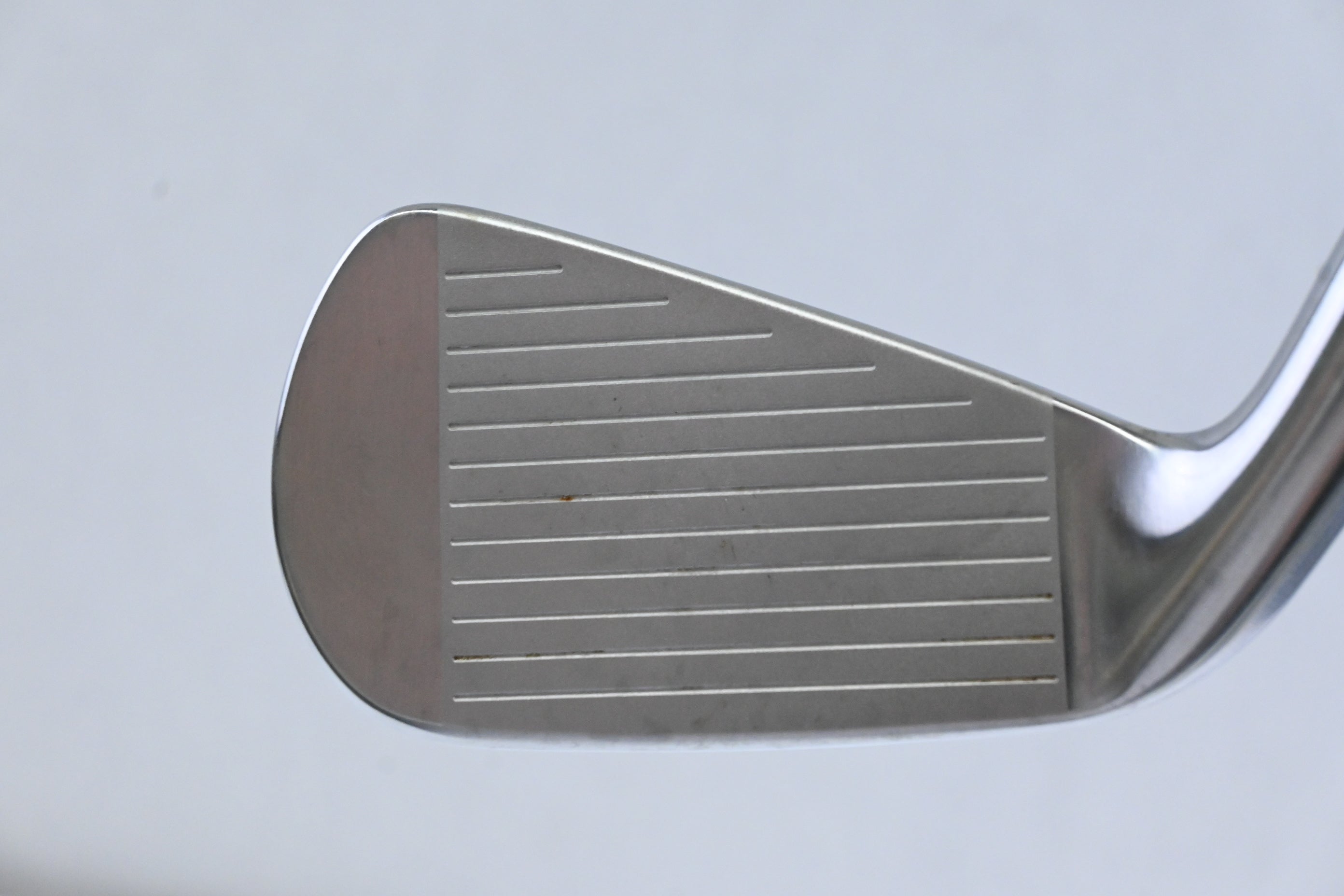 Titleist 718 T-MB #2 Iron / 17 Degree / Stiff Flex Project X Rifle Shaft