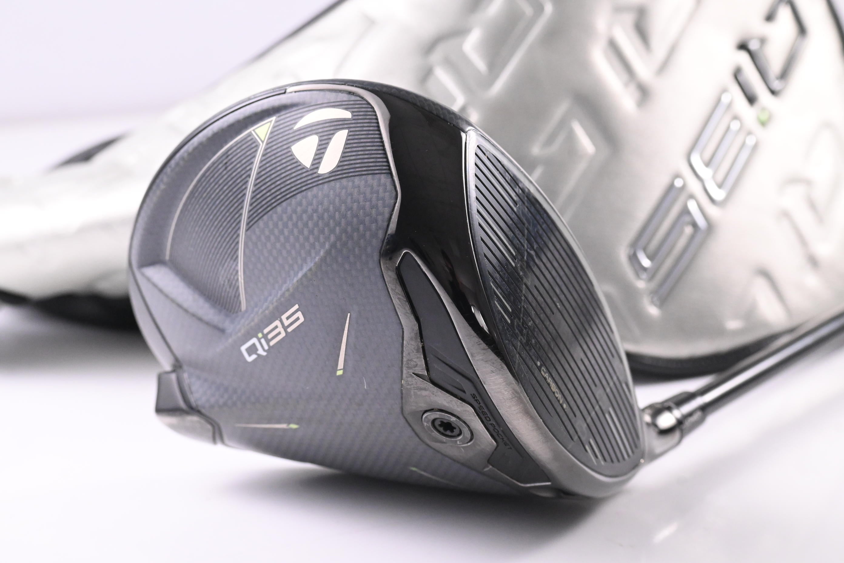 Taylormade Qi35 Driver / 9 Degree / Regular Flex Fujikura Speeder MD 5 Shaft