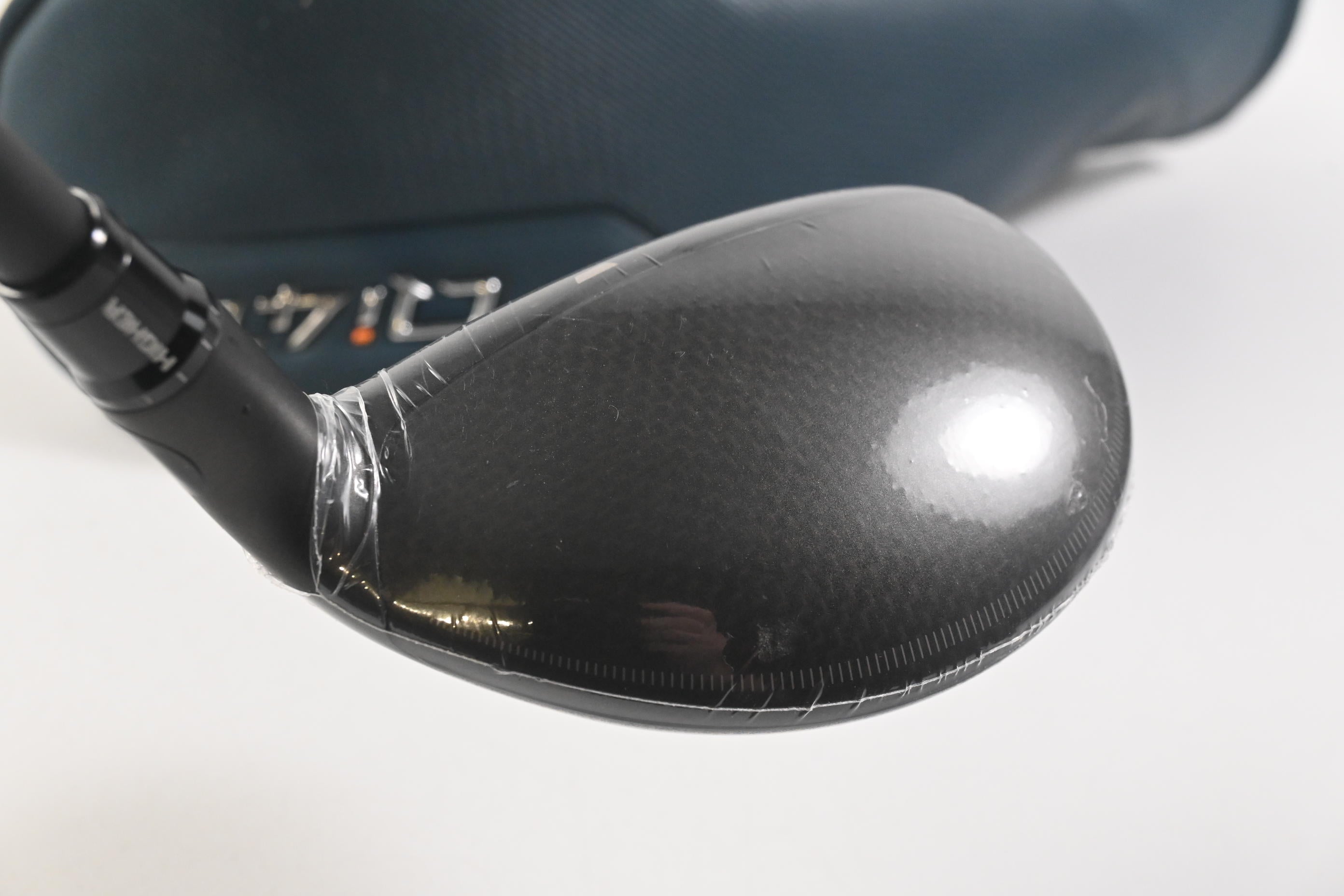Taylormade Qi4D #5 Hybrid / 26 Degree / Regular Flex REAX By KBS White 65 Shaft