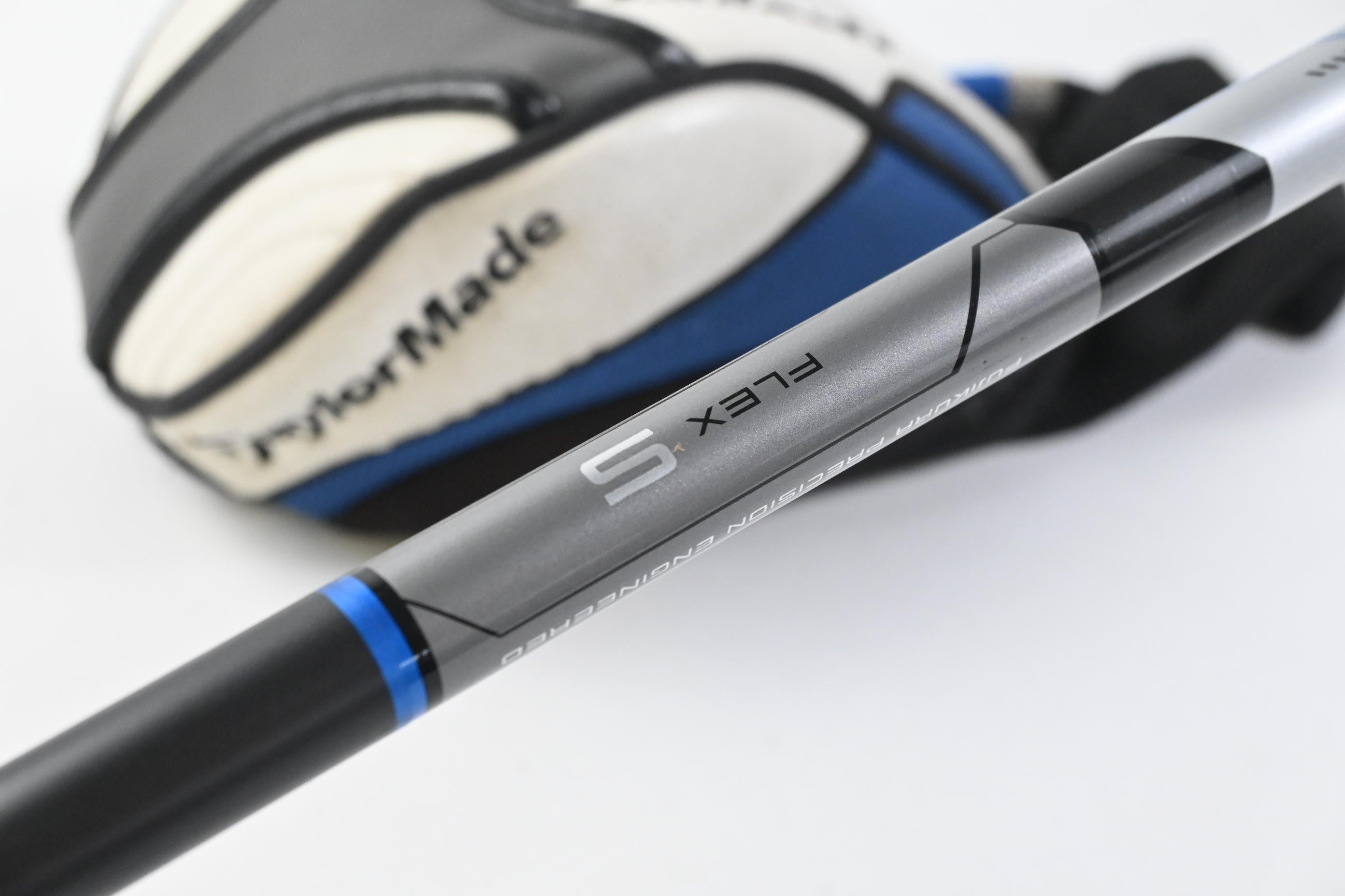 Taylormade SLDR #3 Wood / 15 Degree / Stiff Flex Fujikura Speeder 77 Shaft