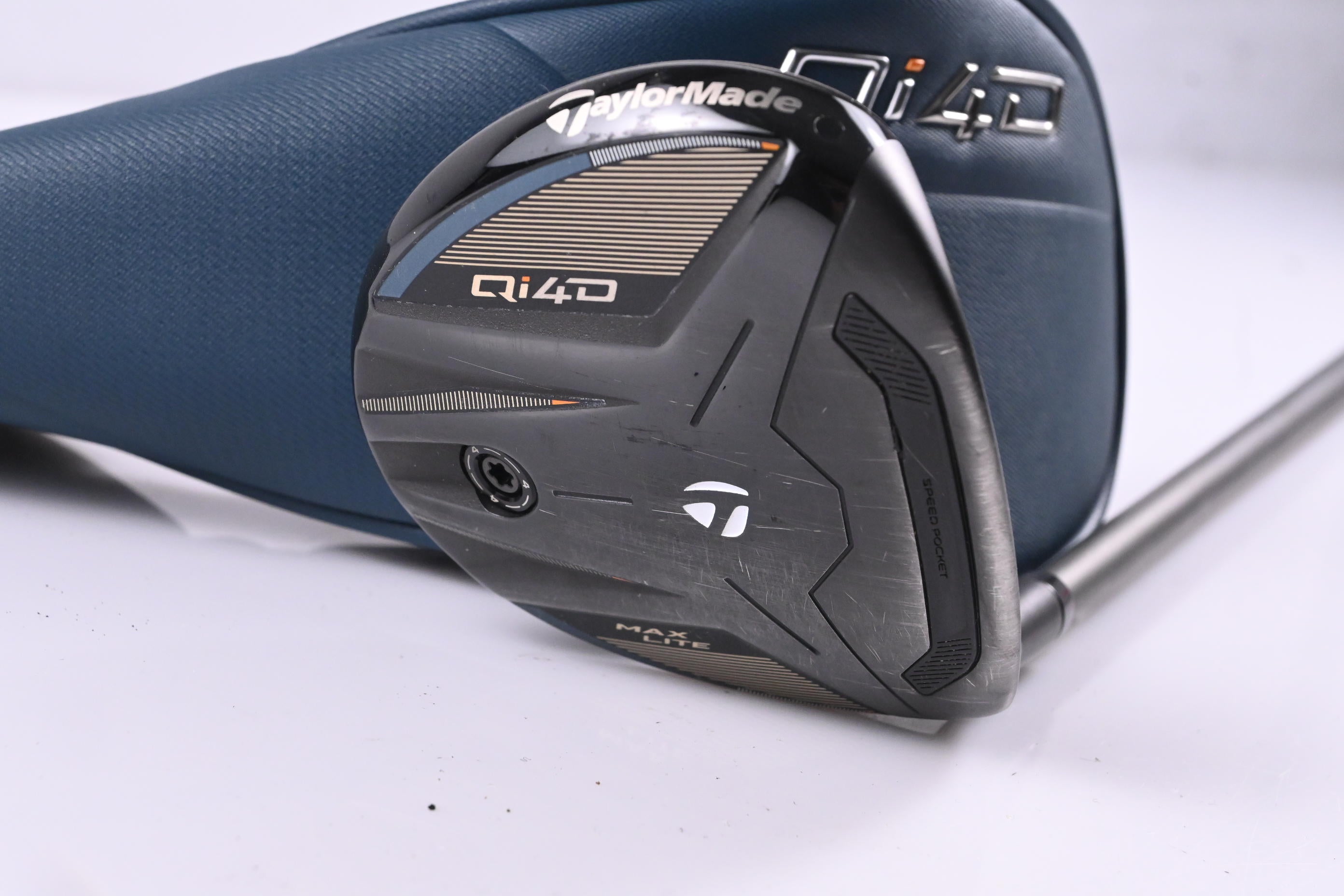Taylormade Qi4D Max Lite #9 Wood / 24 Degree / Regular Flex Reax 45 Shaft