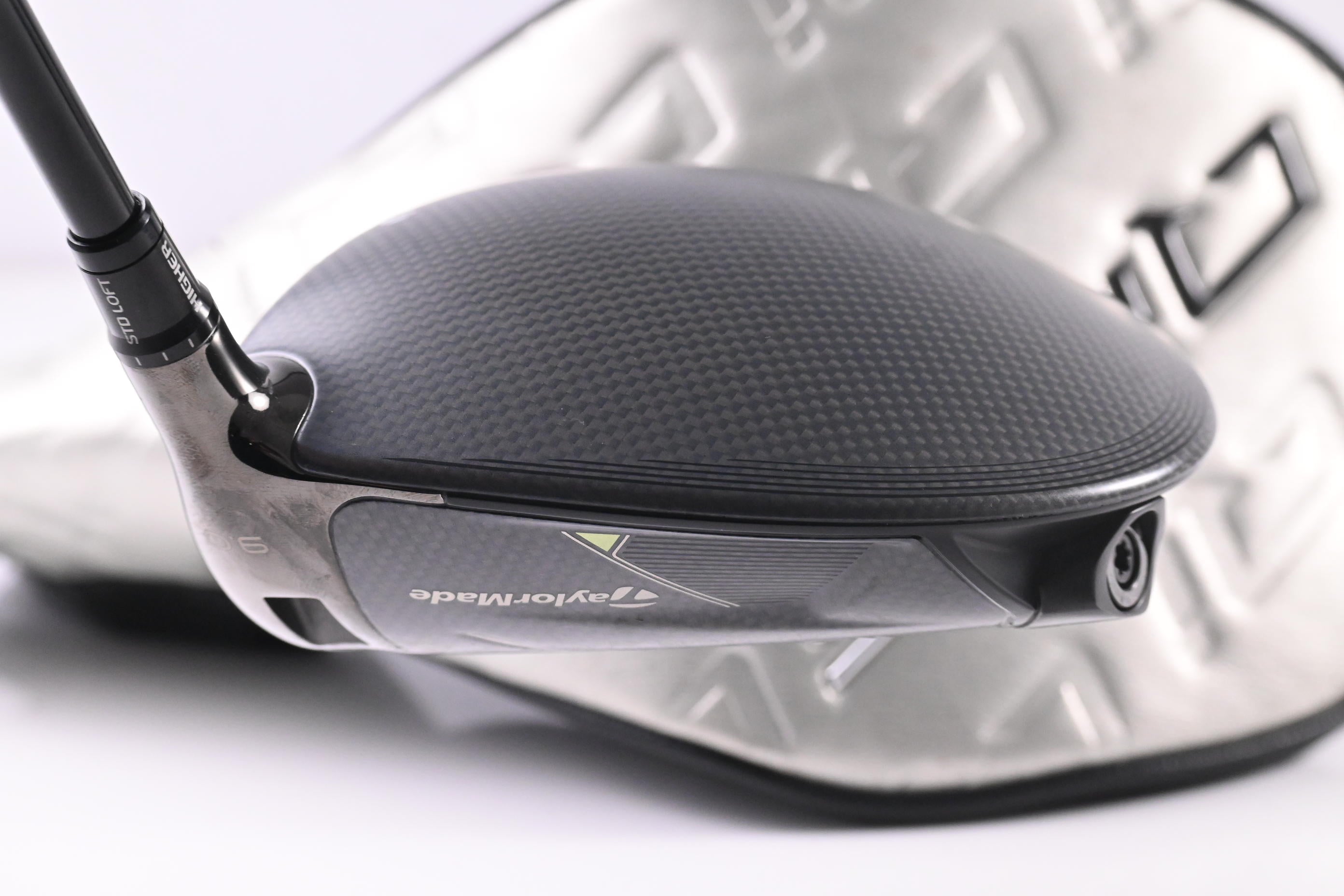 Taylormade Qi35 Driver / 9 Degree / Regular Flex Fujikura Speeder MD 5 Shaft
