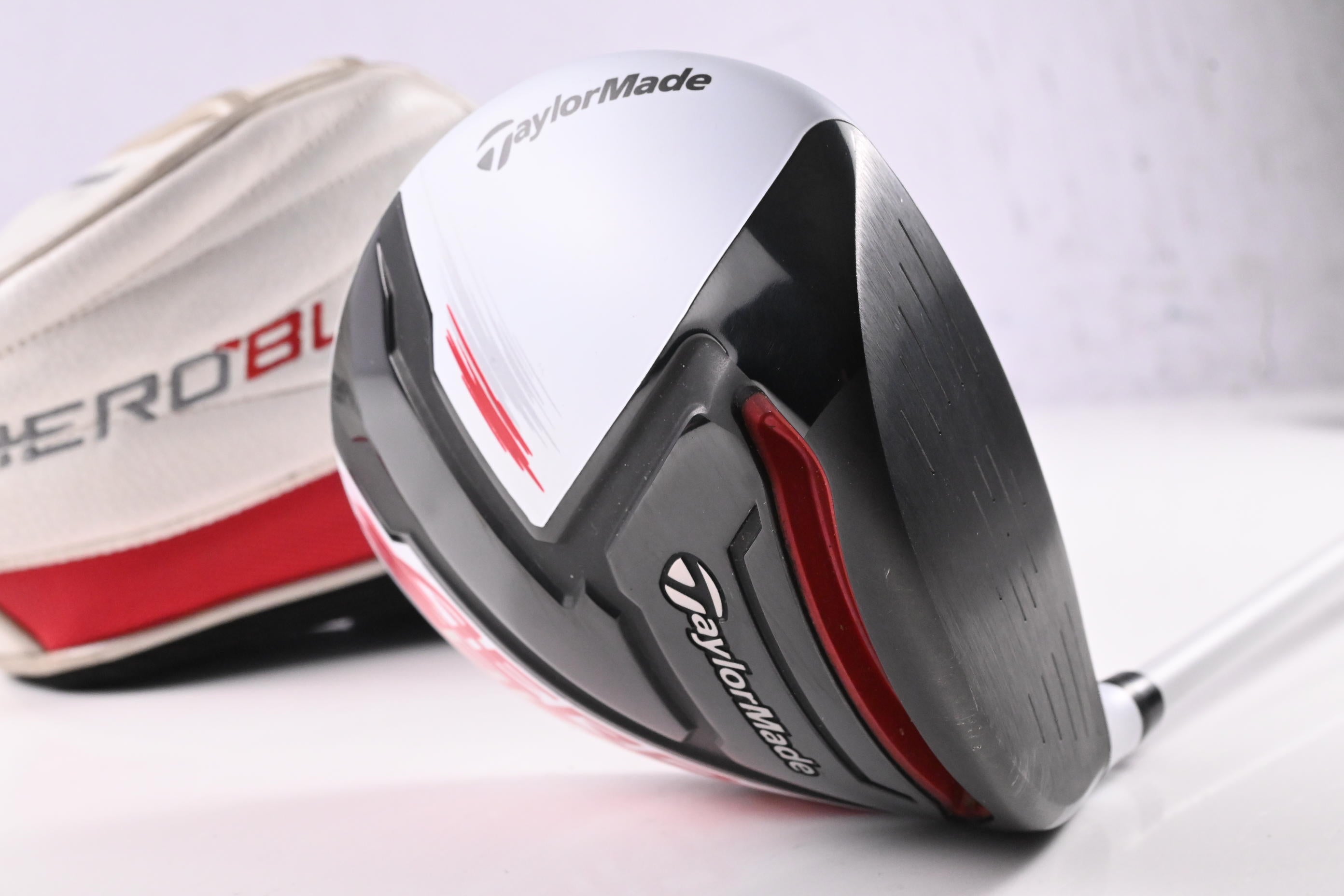 Taylormade Aeroburner Driver / 9.5 Degree / Regular Flex Matrix Speed Rul-Z 50
