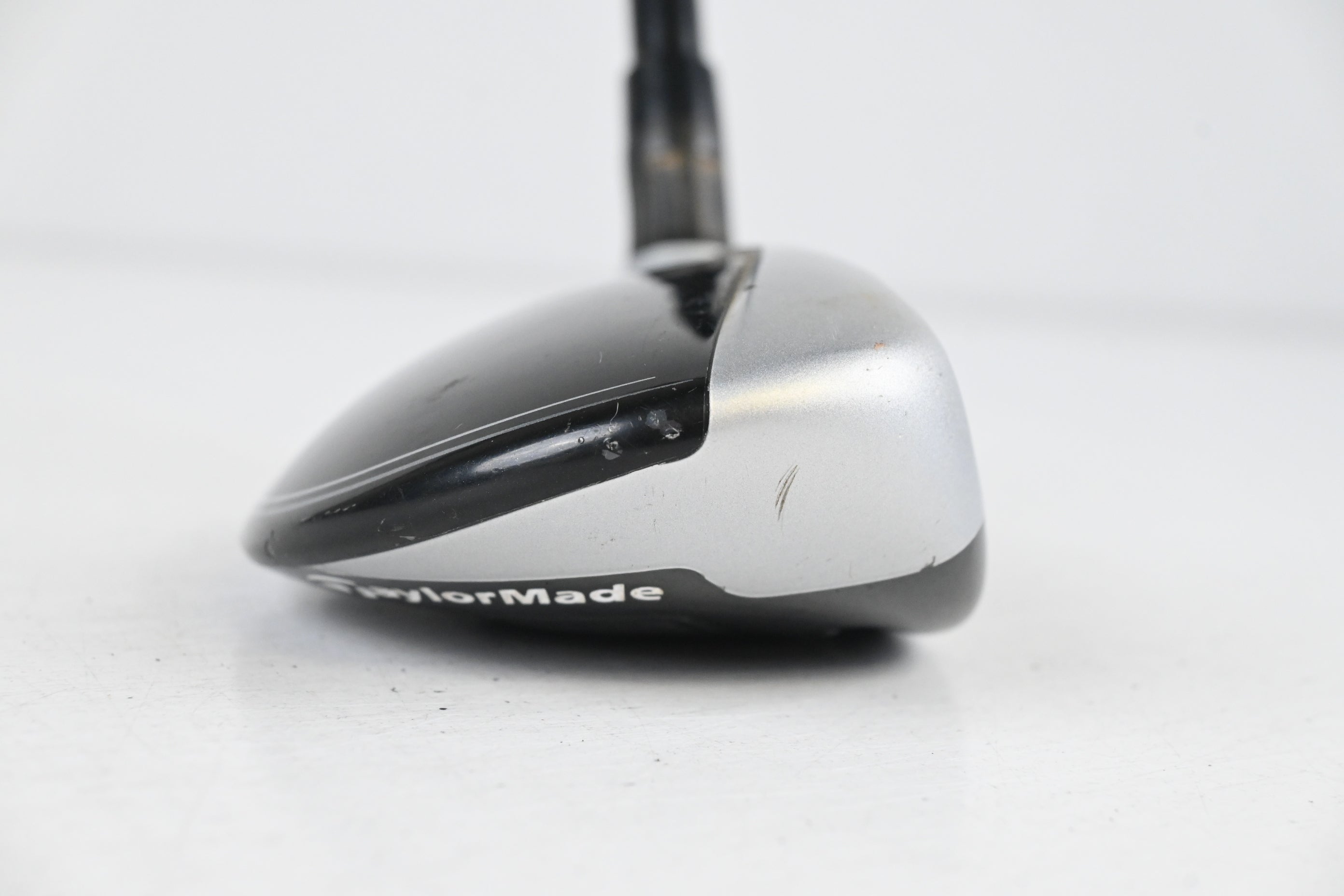 Taylormade M4 #3 Hybrid / 19 Degree / Stiff Flex Fujikura Atmos Red 7 Shaft