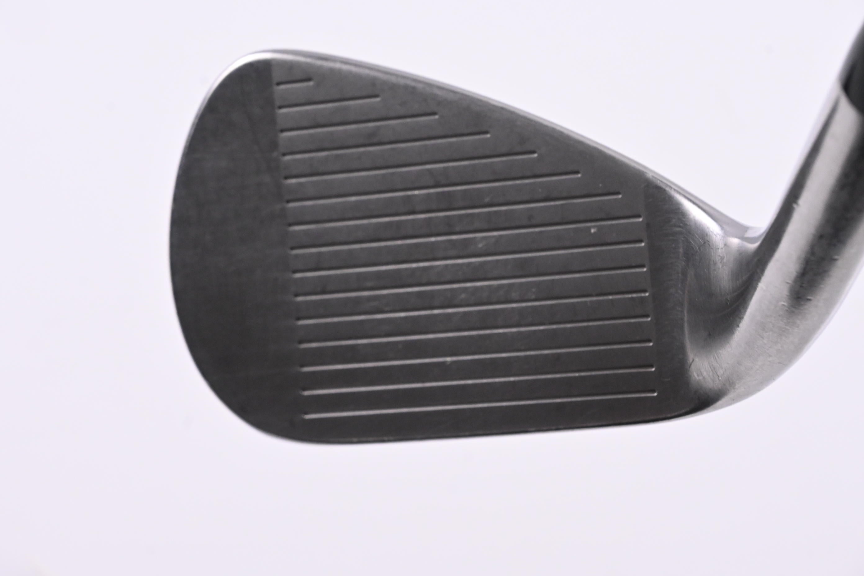 Titleist T300 2019 Gap Wedge / 48 Degree / Regular Flex AMT Red R300 Shaft