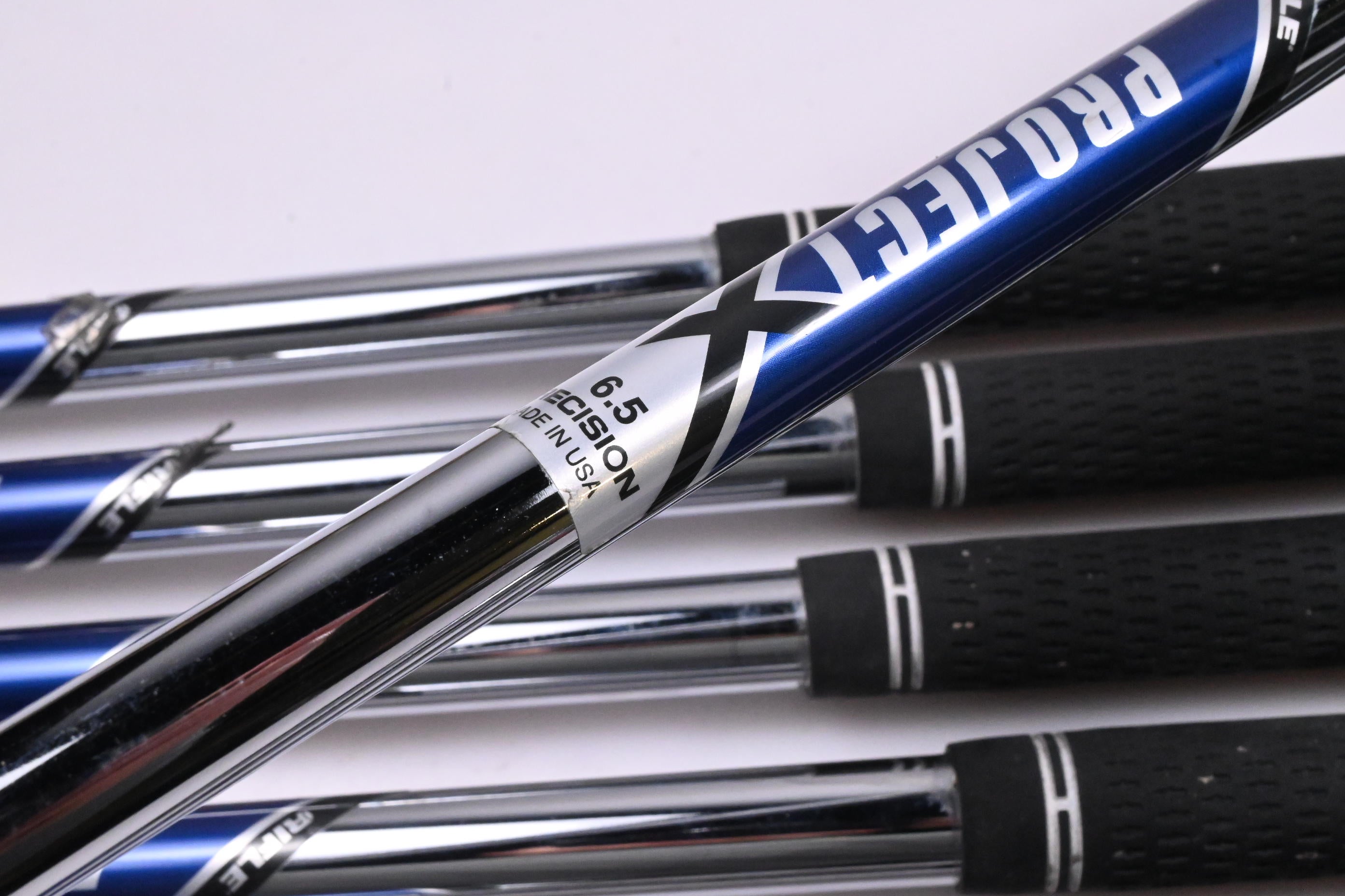 Cobra King Tour 2023 Irons / 4-PW+GW / X-Flex Project X Shafts
