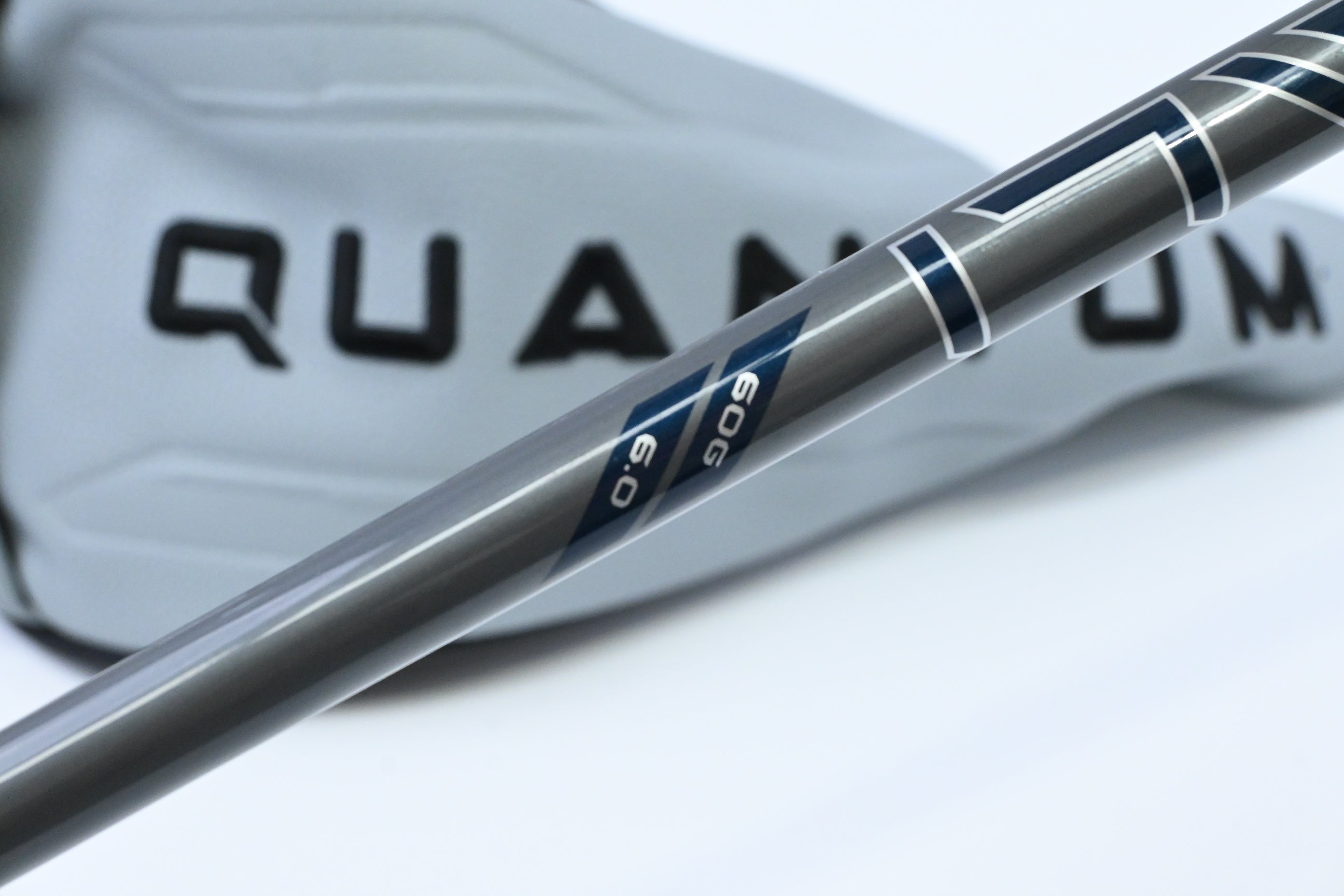 Callaway Quantum Triple Diamond Driver / 10.5 Degree / Stiff Flex Denali 60