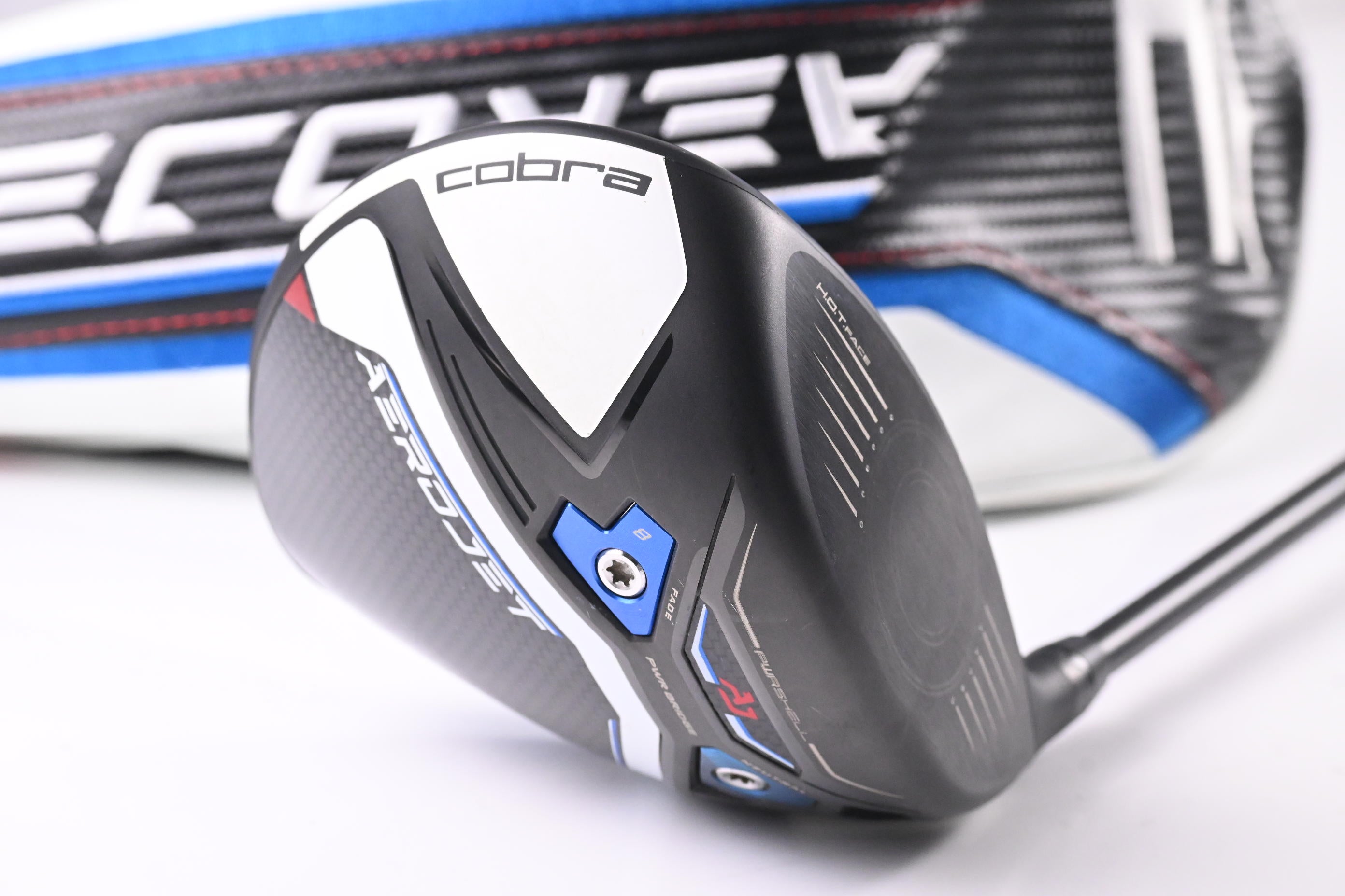 Cobra Aerojet LS Driver / 9 Degree / Regular Flex UST Helium Nanocore 5 Shaft