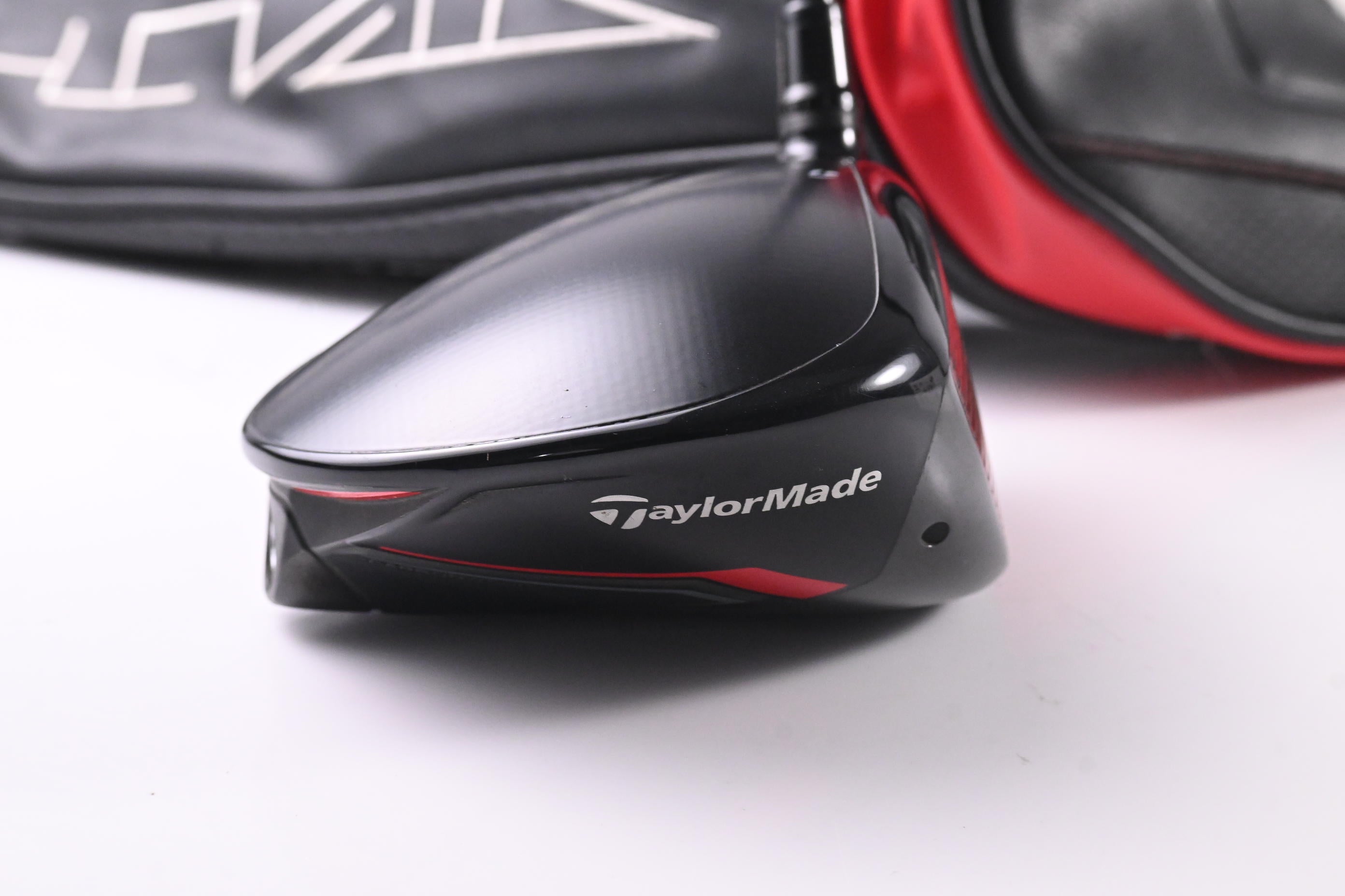 Taylormade Stealth Driver / 10.5 Degree / Regular Flex Fujikura Ventus Red 5