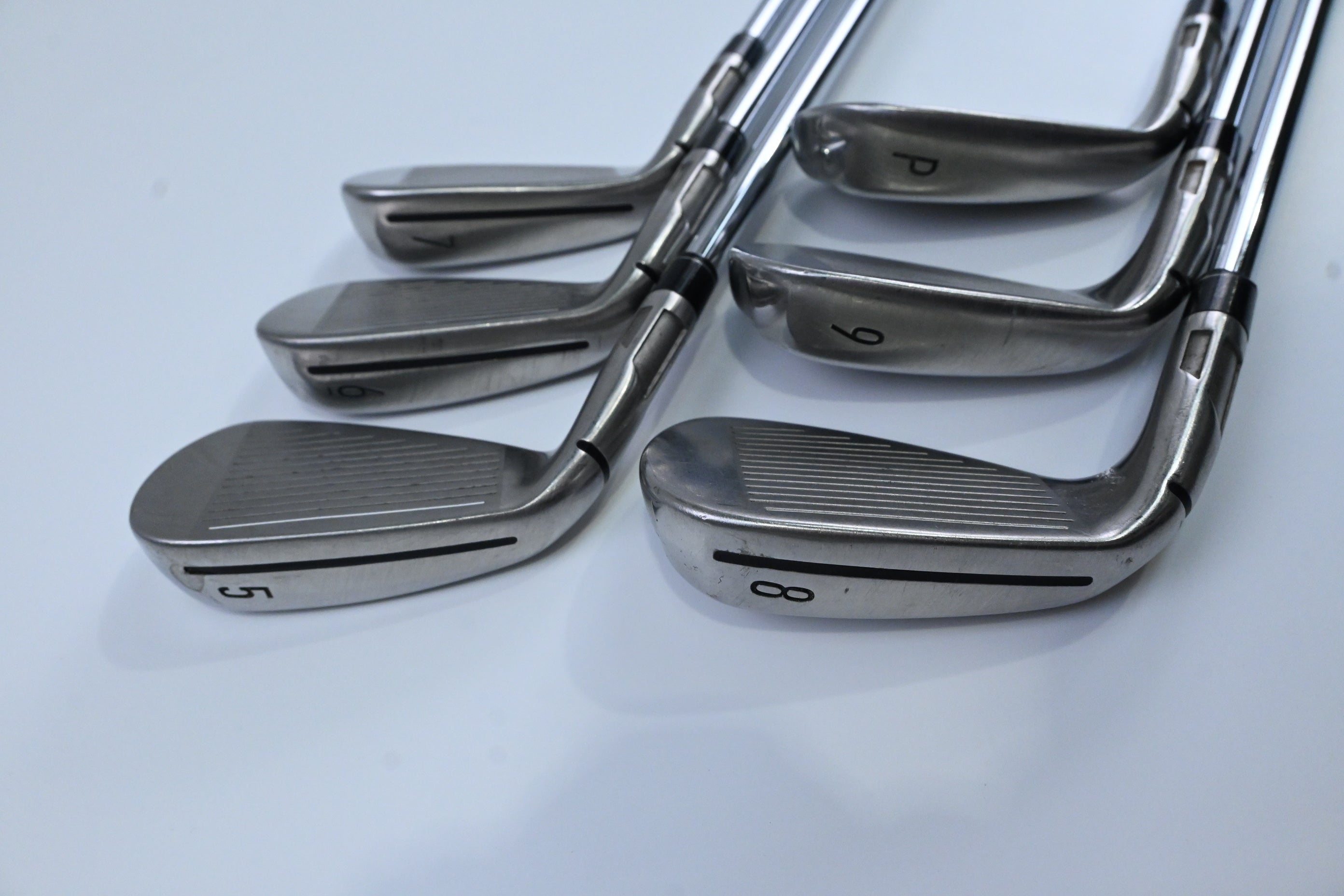 Taylormade SIM2 Max Irons / 5-PW / Regular Flex KBS Max MT 85 Shafts