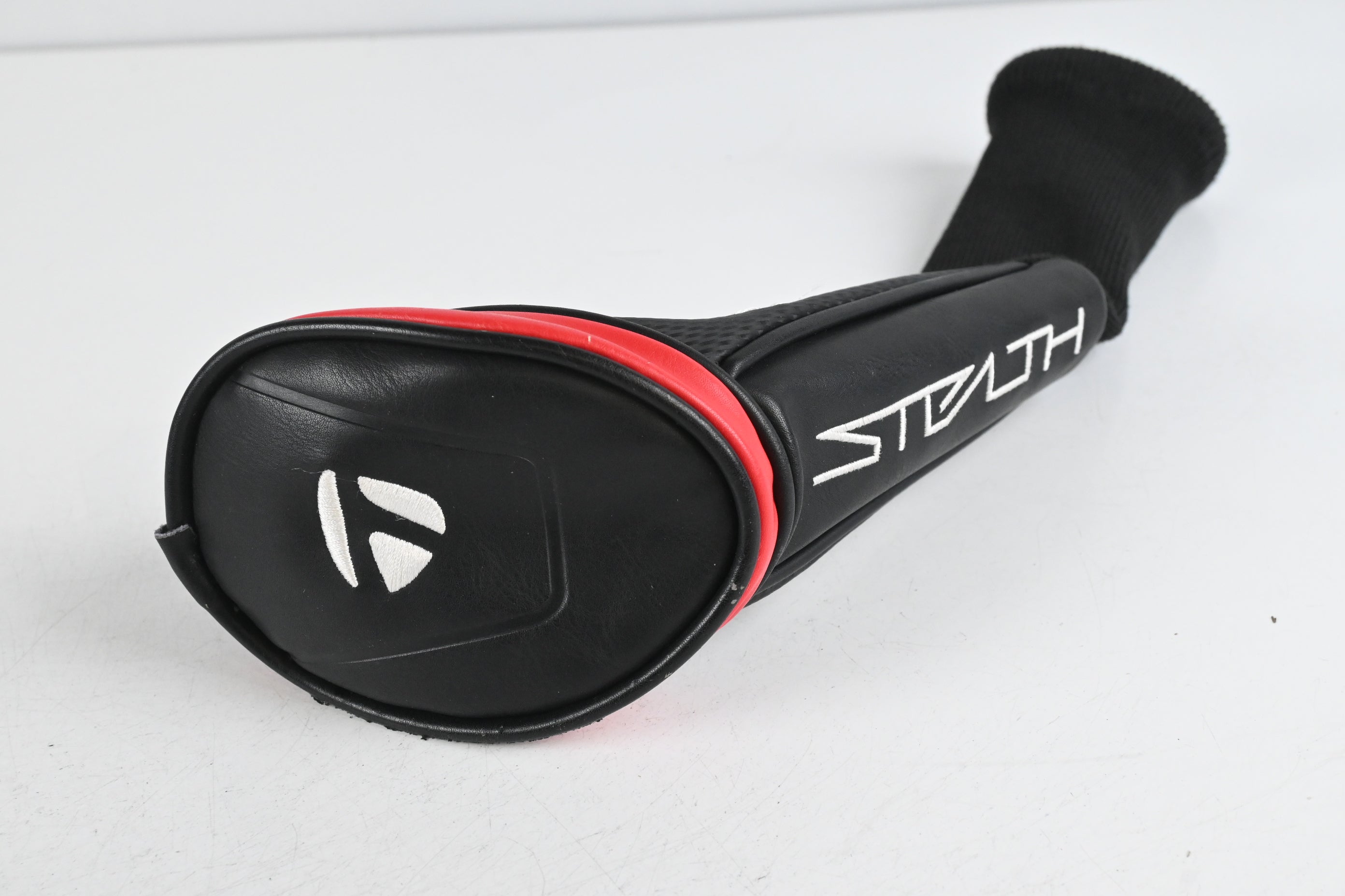 Taylormade Stealth #4 Hybrid / 22 Degree / Regular Flex Ventus Red 6 Shaft