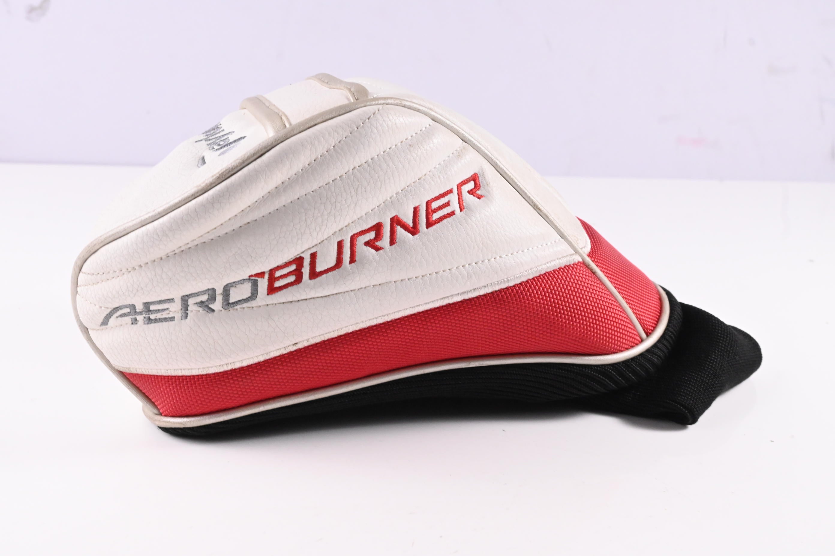 Taylormade Aeroburner Driver / 9.5 Degree / Regular Flex Matrix Speed Rul-Z 50