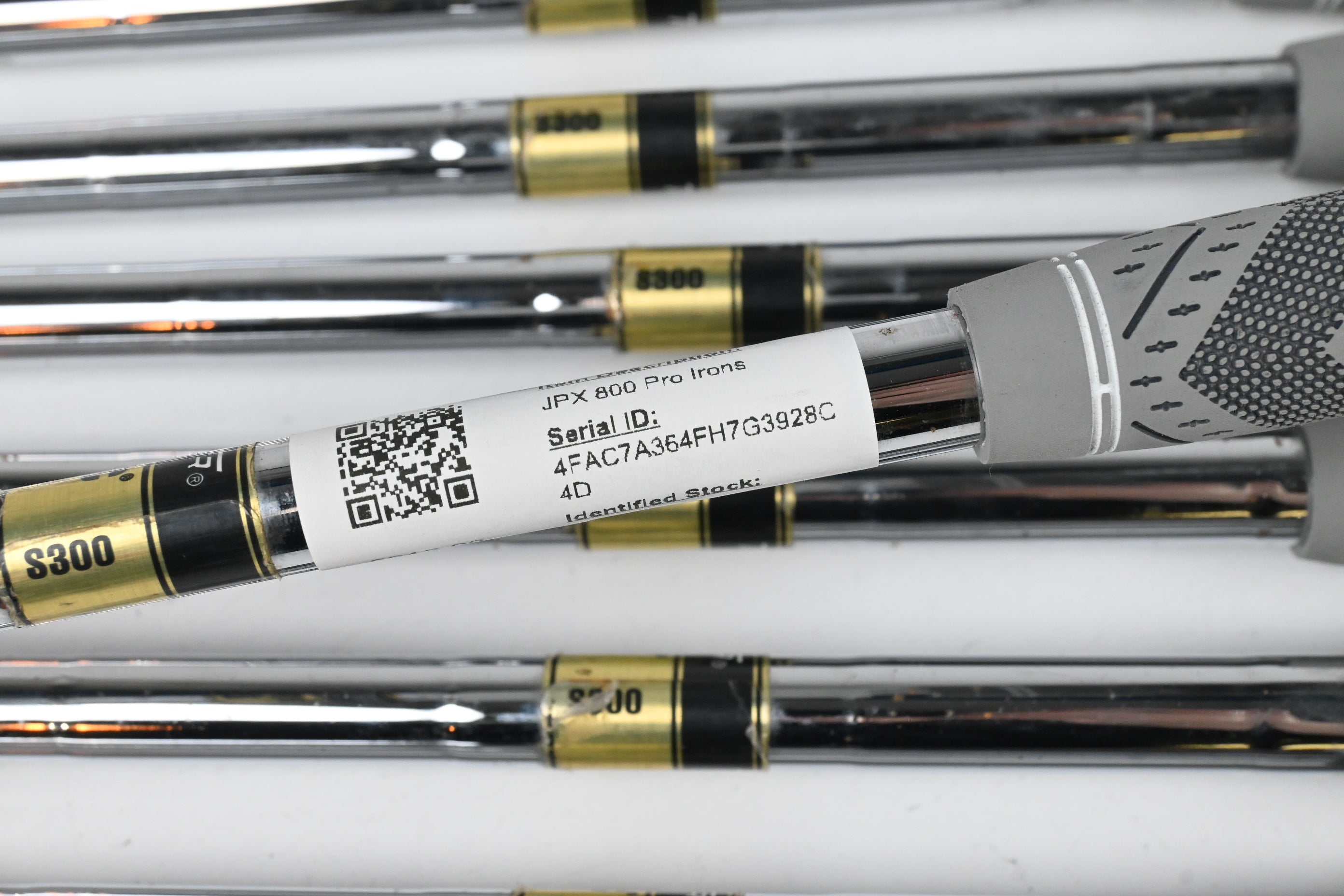 Mizuno JPX 800 Pro Irons / 5-PW / Stiff Flex Dynamic Gold S300 Shafts