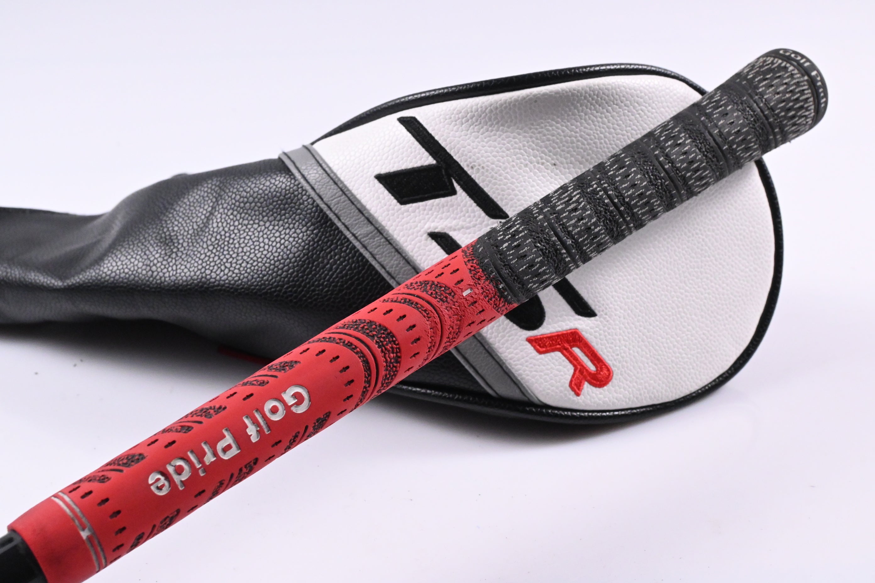 Titleist TSR2 #3 Wood / 15 Degree / Stiff Flex HZRDUS Black 70 Shaft