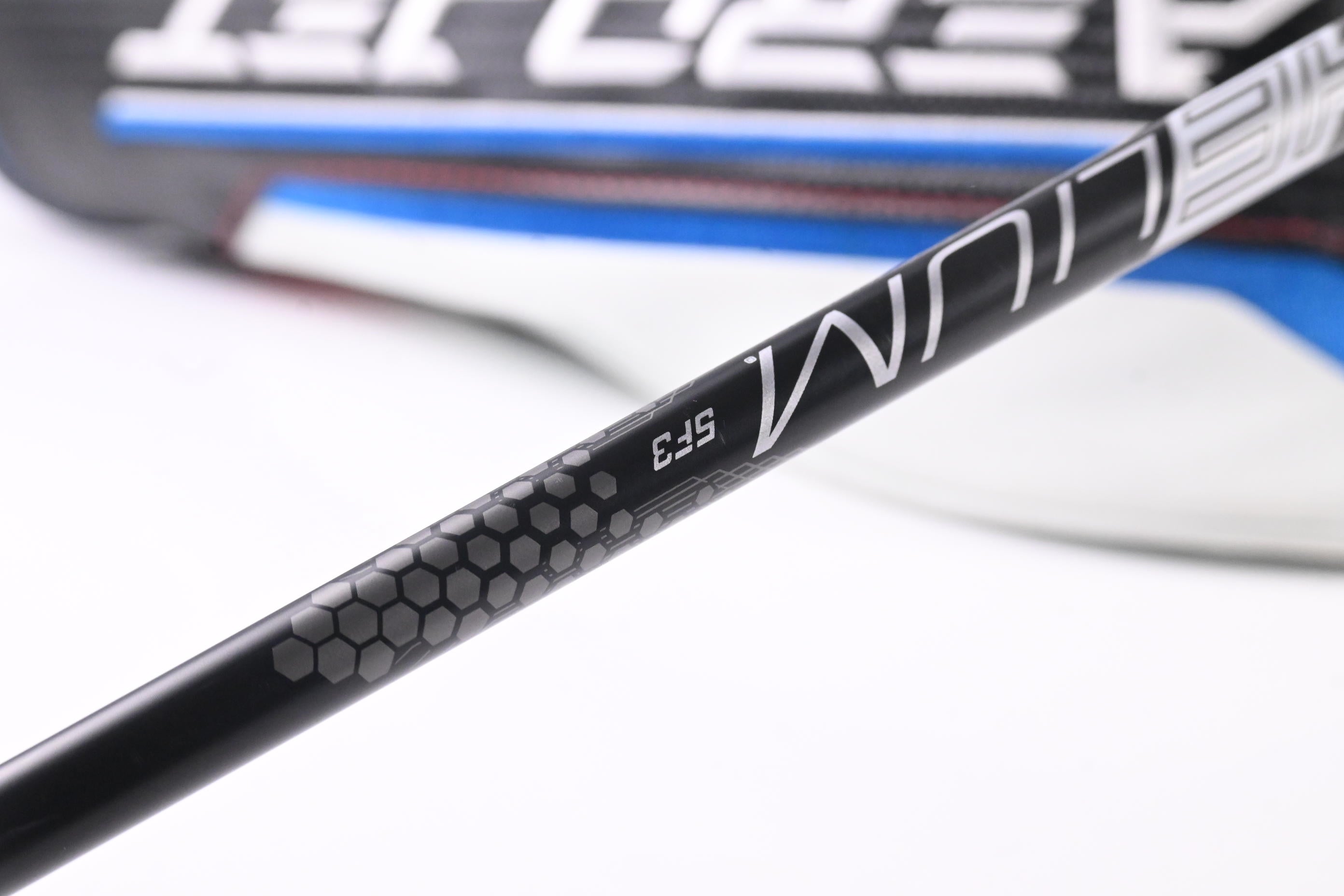 Cobra Aerojet LS Driver / 9 Degree / Regular Flex UST Helium Nanocore 5 Shaft