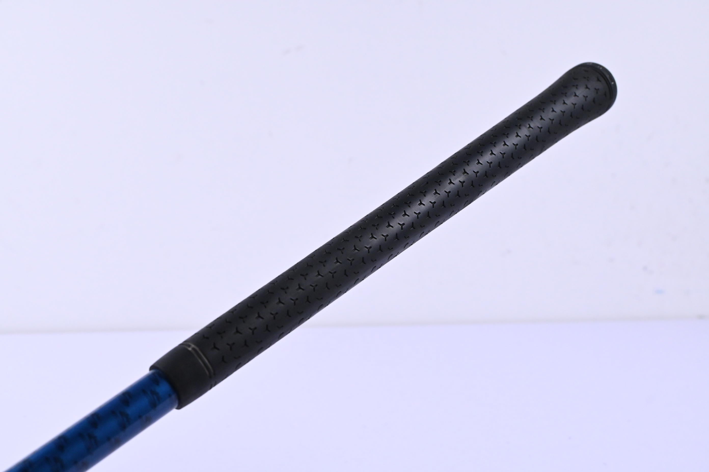 Cobra S9-1 Driver / 10.5 Degree / Regular Flex Aldila DVS-HL M Speed 50 Shaft
