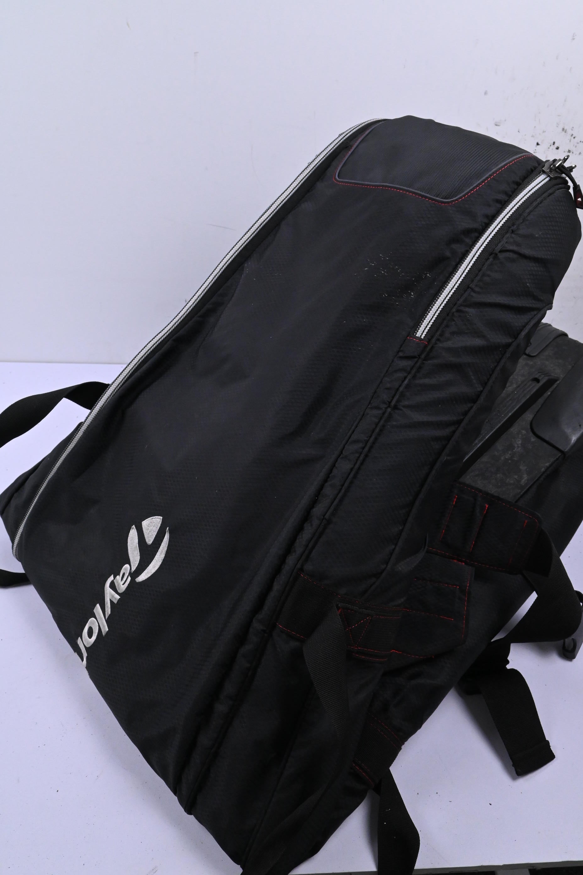 Taylormade Travel Bag / Black