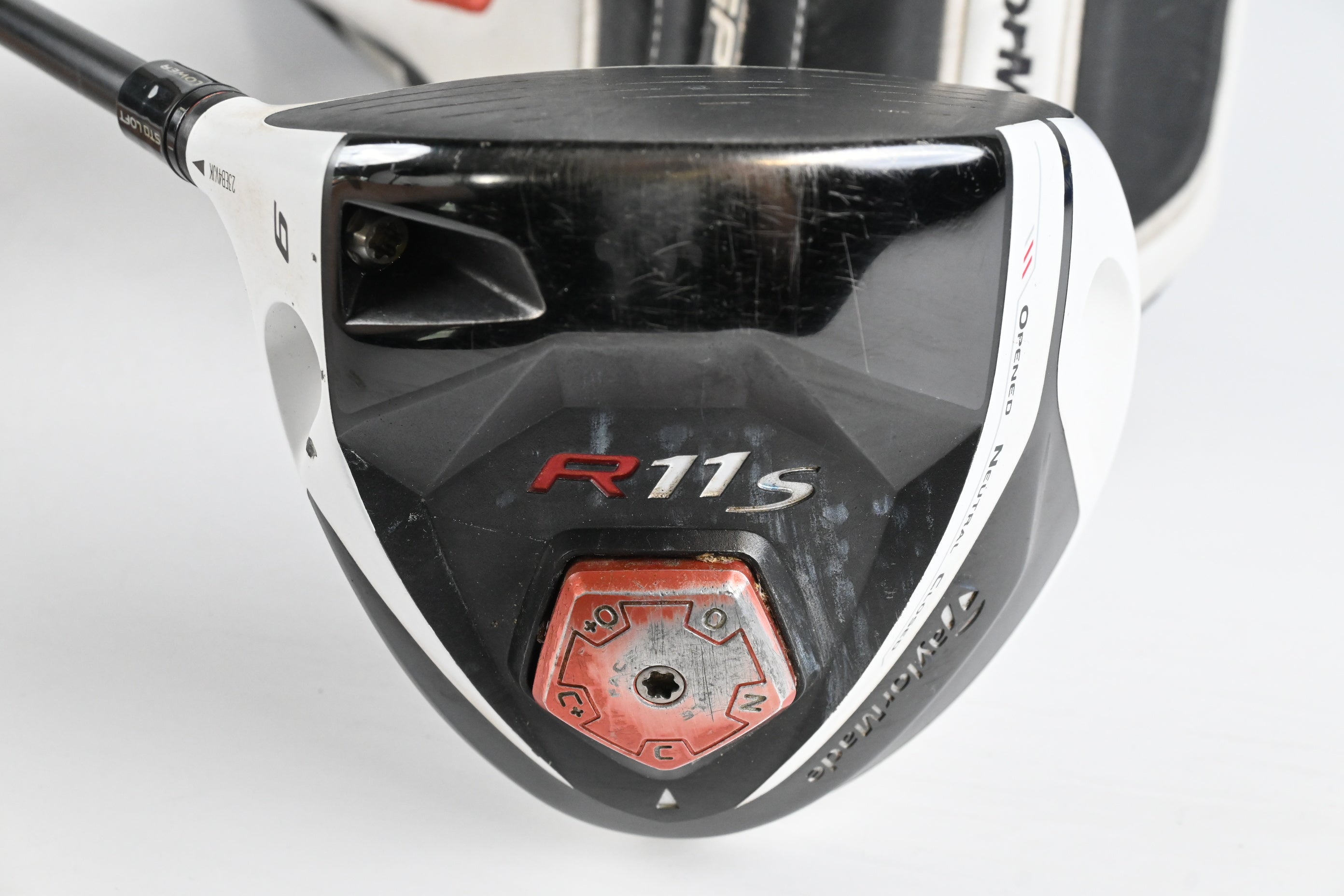 Left Hand Taylormade R11S Driver / 9 Degree / Regular Flex Fujikura Blur 60