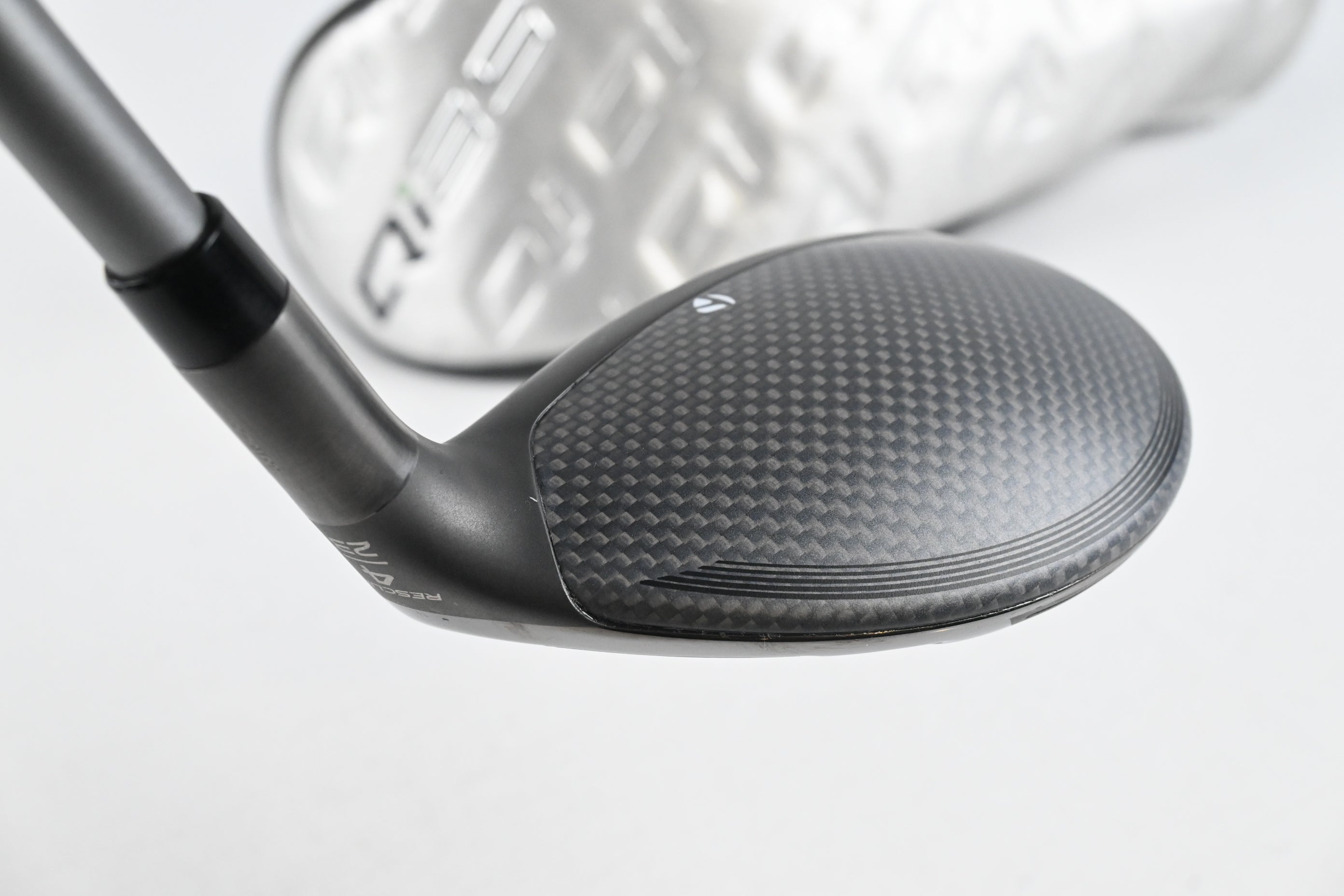 Taylormade Qi35 Max #4 Hybrid / 23 Degree / Regular Flex Fujikura Air Speeder 50
