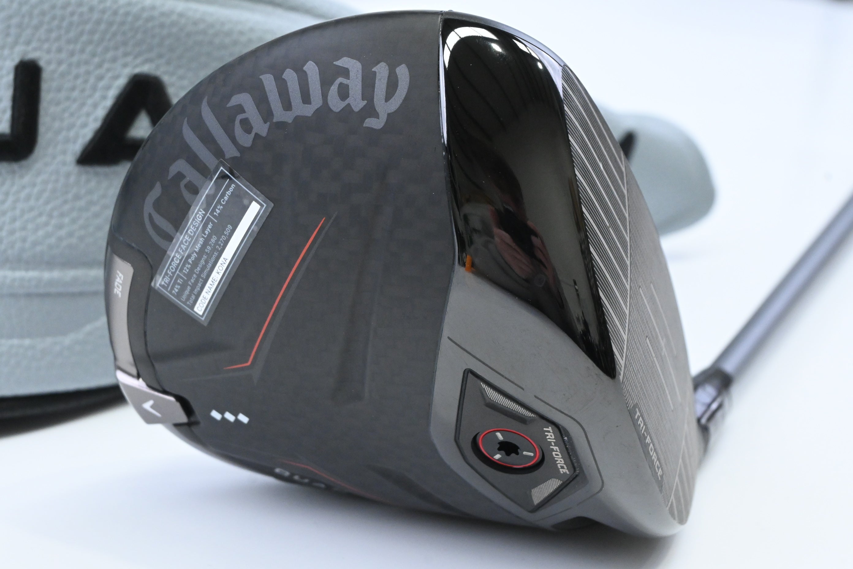 Callaway Quantum Triple Diamond Driver / 9 Degree / Regular Flex Denali Frost 50