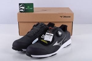 Mizuno Nexlite 008 Boa Spikeless Golf Shoes / Size UK 7.5 / Black