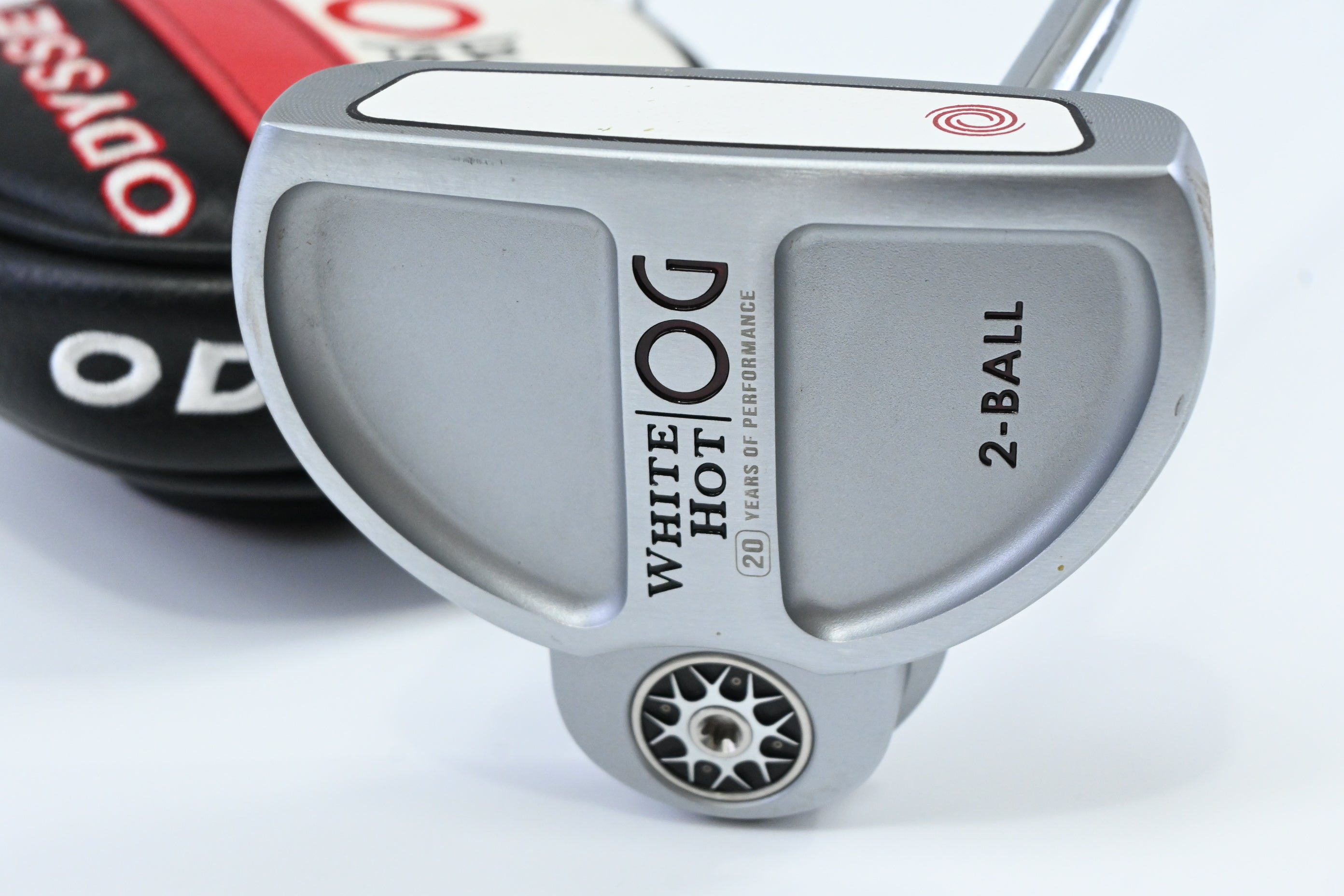 Odyssey White Hot OG 2021 2-Ball Putter / 35 Inch