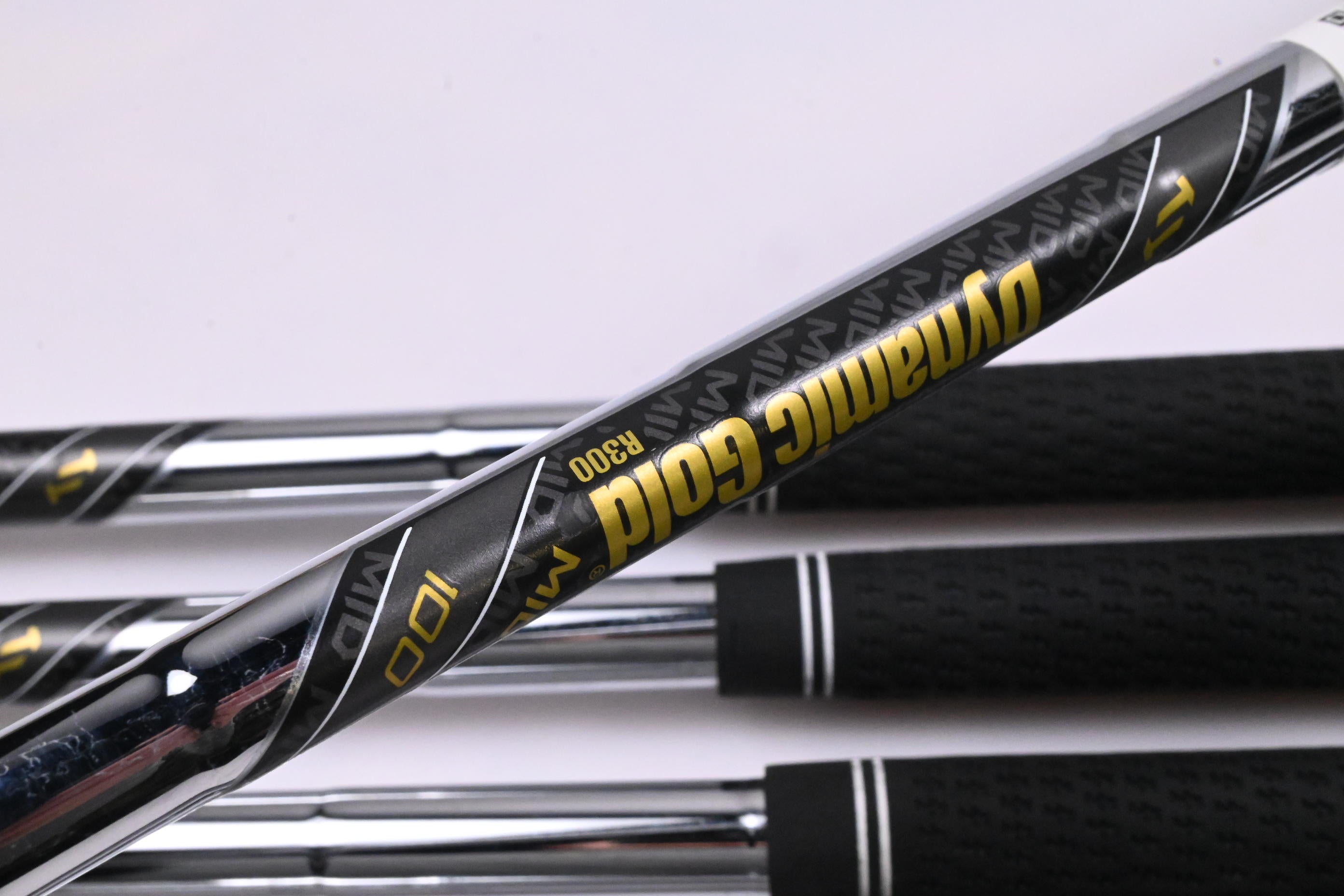 Ping G730 Irons / 5-PW+56° / Black Dot / Regular Flex Dynamic Gold 100 R300