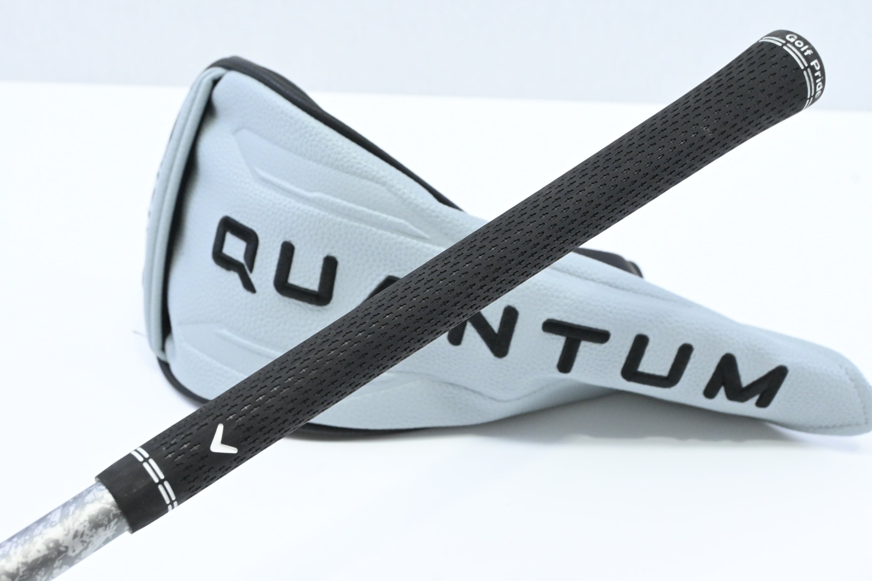 Callaway Quantum Triple Diamond Driver / 9 Degree / Regular Flex Denali Frost 50
