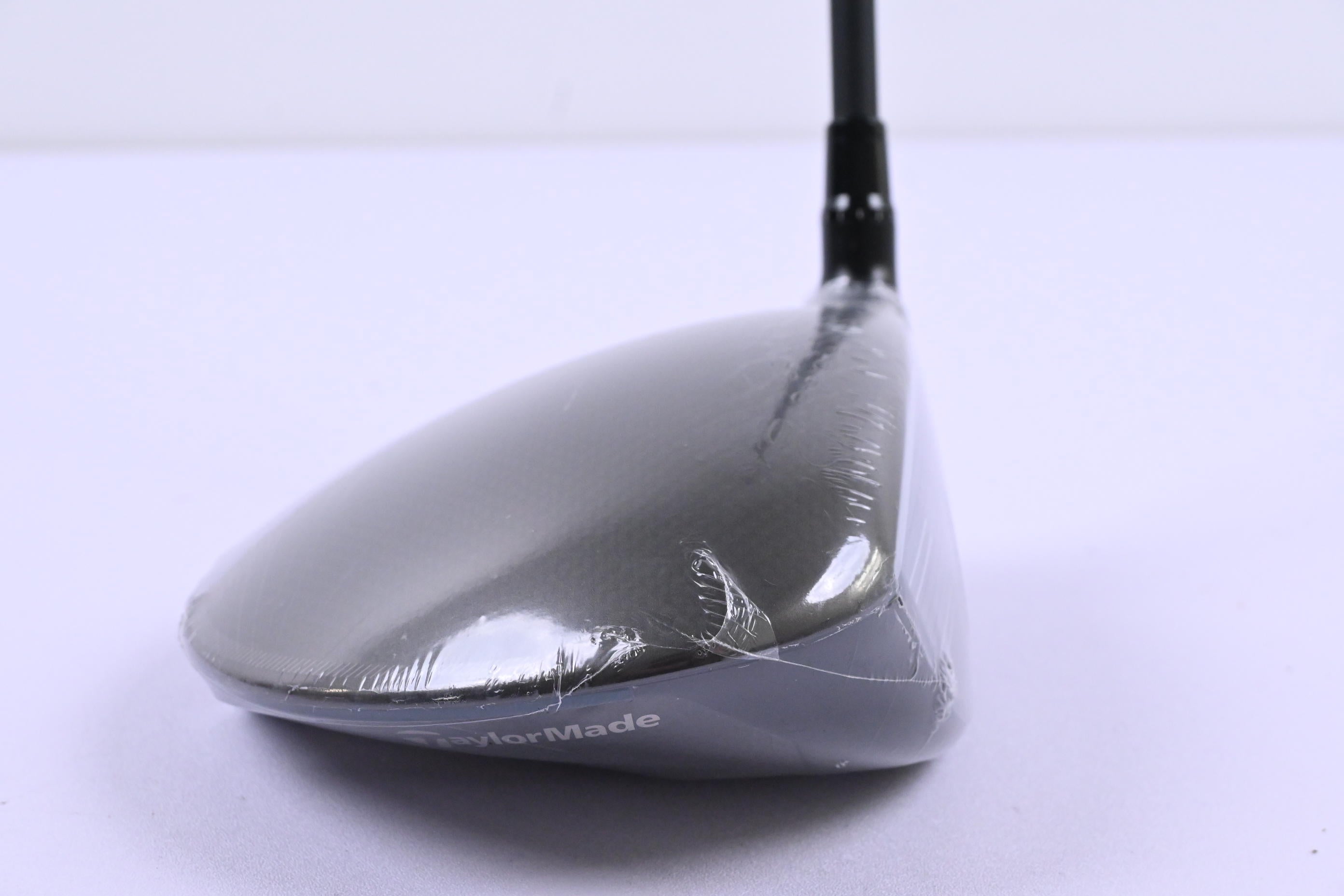 Taylormade Qi4D Max Driver / 10.5 Degree / Regular Flex REAX Blue 50 Shaft