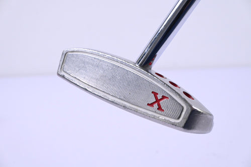 Scotty Cameron Red X Putter / 34 Inch