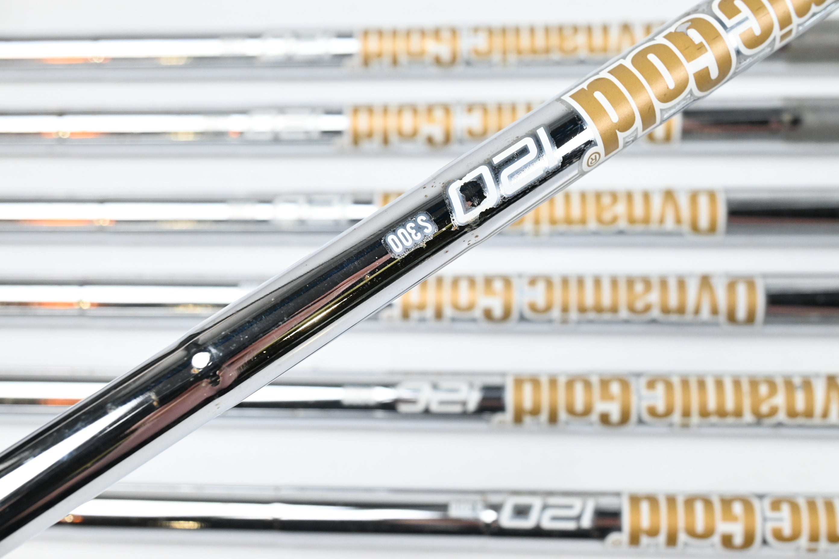 Wilson D9 Irons / 4-PW / Stiff Flex Dynamic Gold 120 S300 Shafts