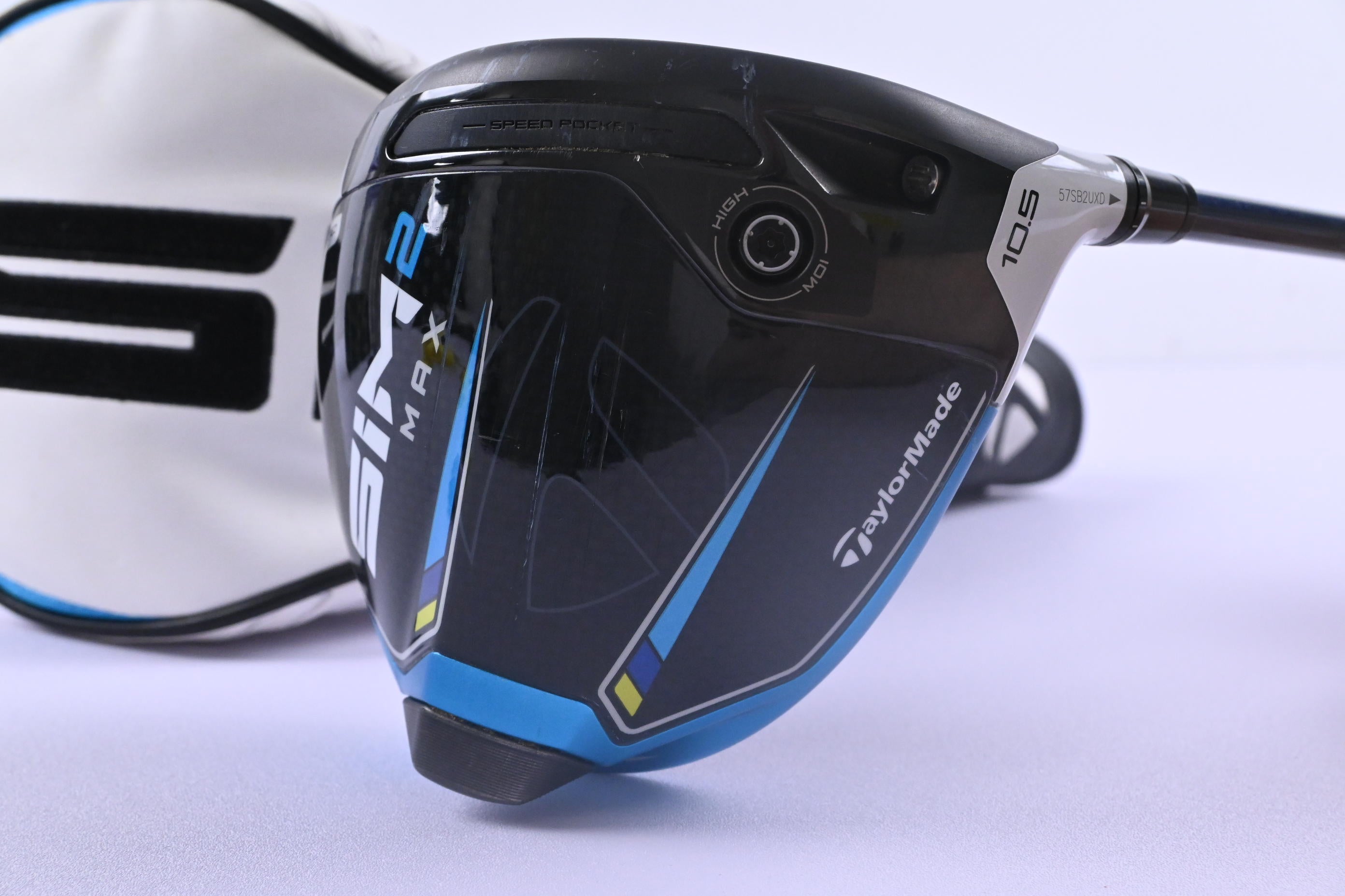 Taylormade SIM2 Max Driver / 10.5 Degree / Stiff Flex Ventus Blue 5 Shaft