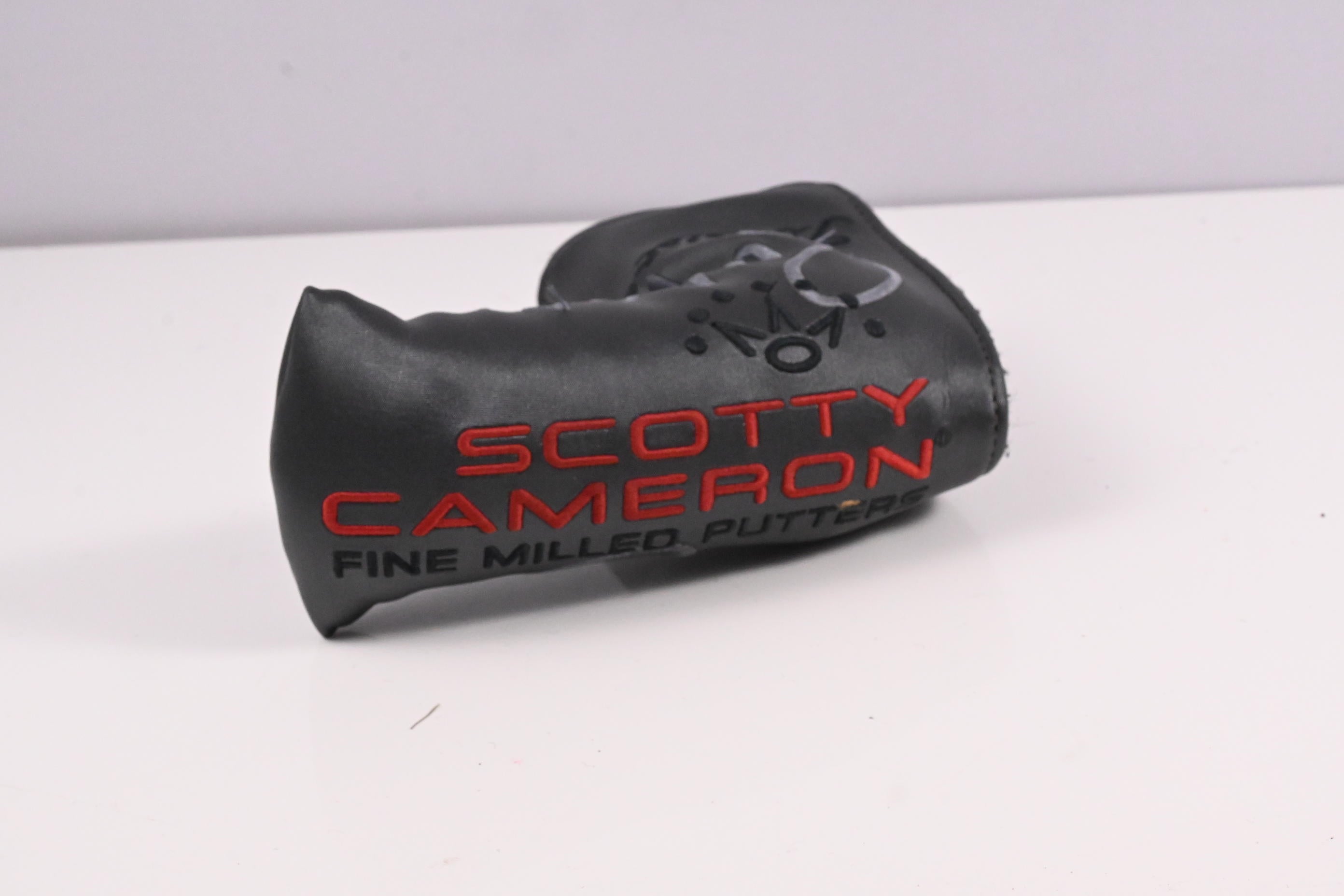 Scotty Cameron Super Select Newport + Putter / 33 Inch